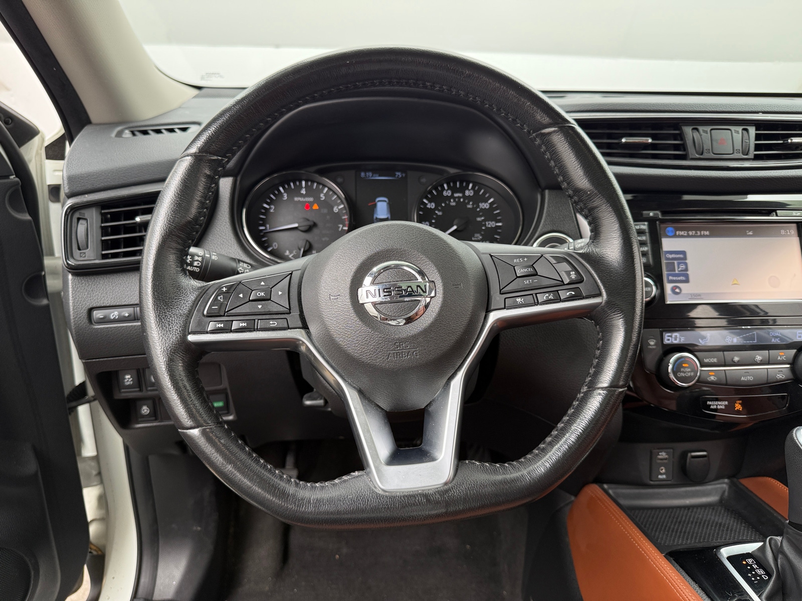 Thumbnail: 2017 Nissan Rogue - 4