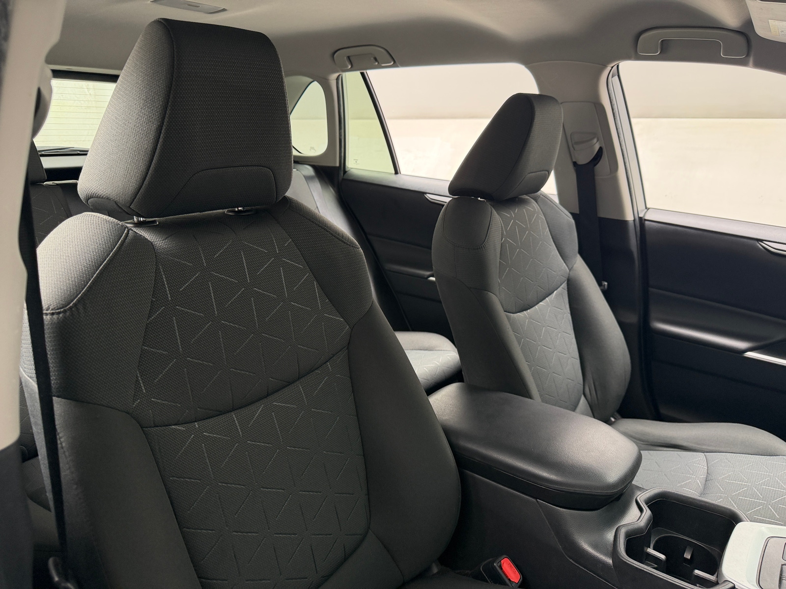 Thumbnail: 2022 Toyota RAV4 - 2