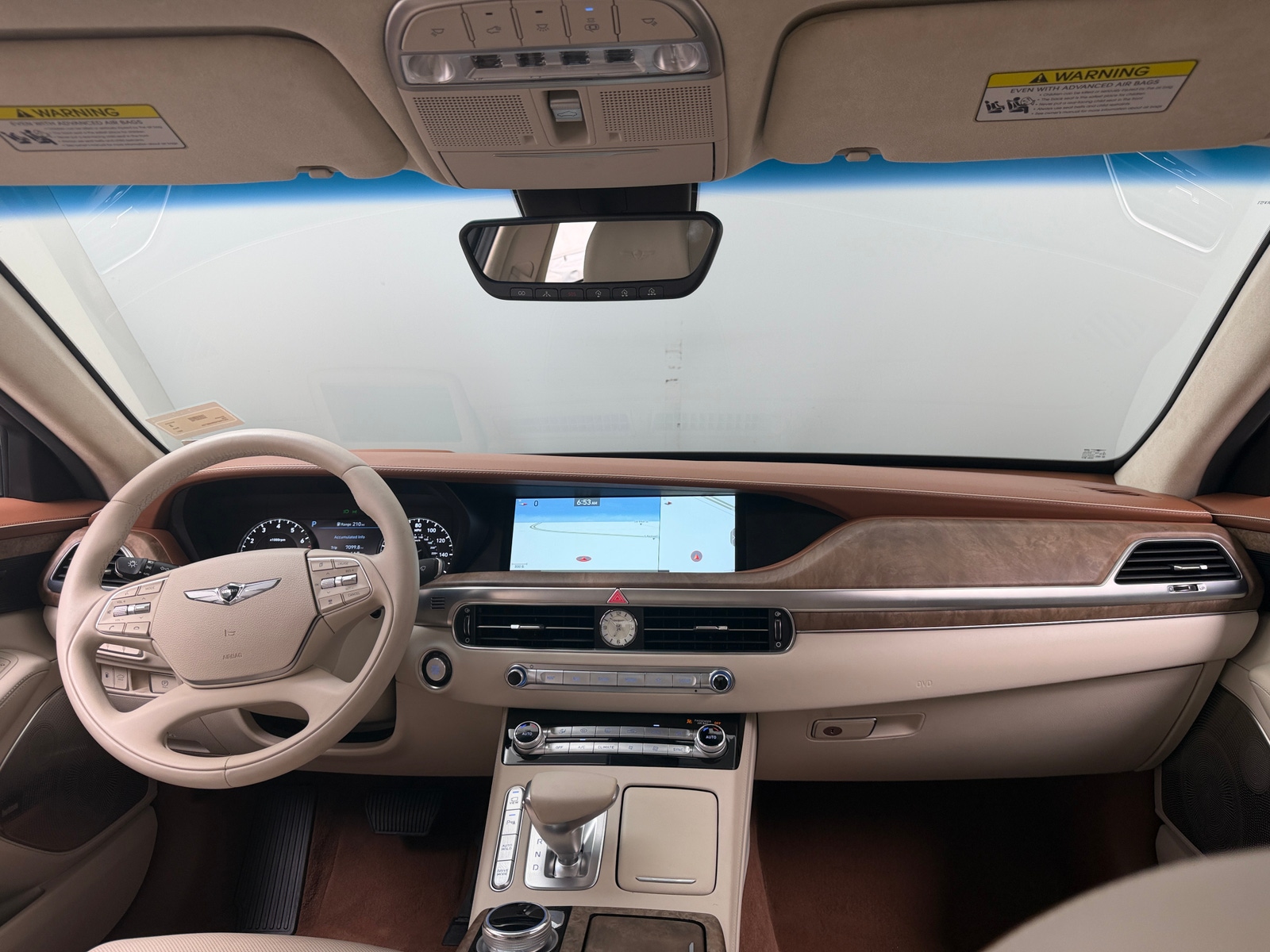 Thumbnail: 2021 Genesis G90 - 2