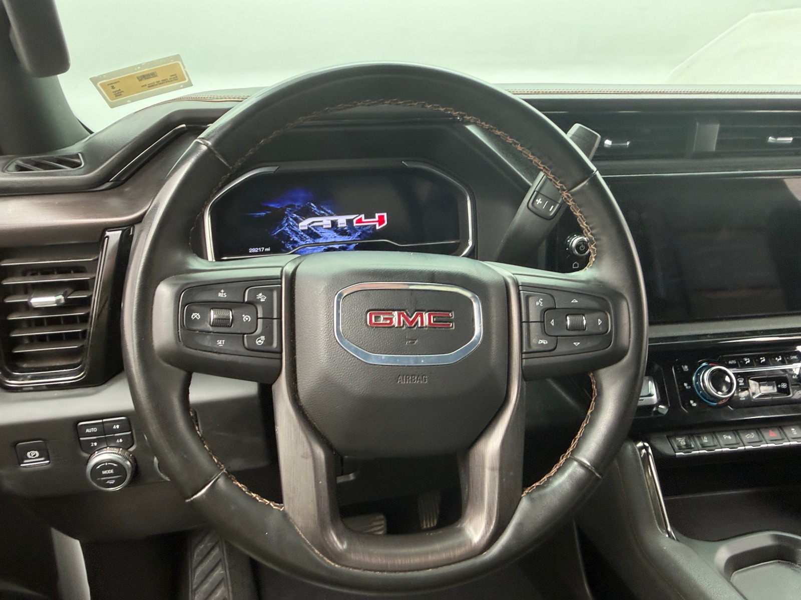 Thumbnail: 2025 GMC Sierra 2500 - 4