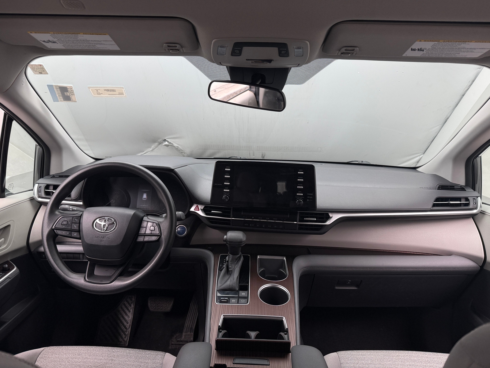 Thumbnail: 2022 Toyota Sienna - 3