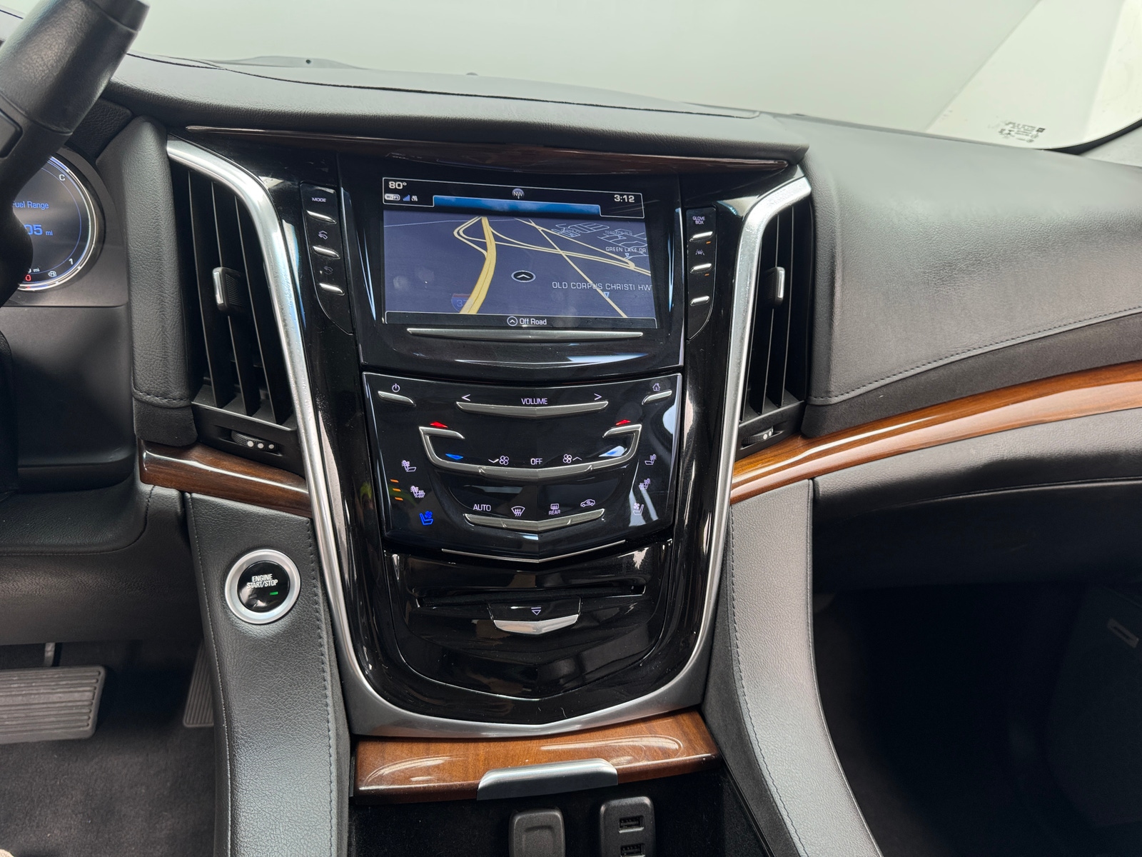 Thumbnail: 2019 Cadillac Escalade - 3