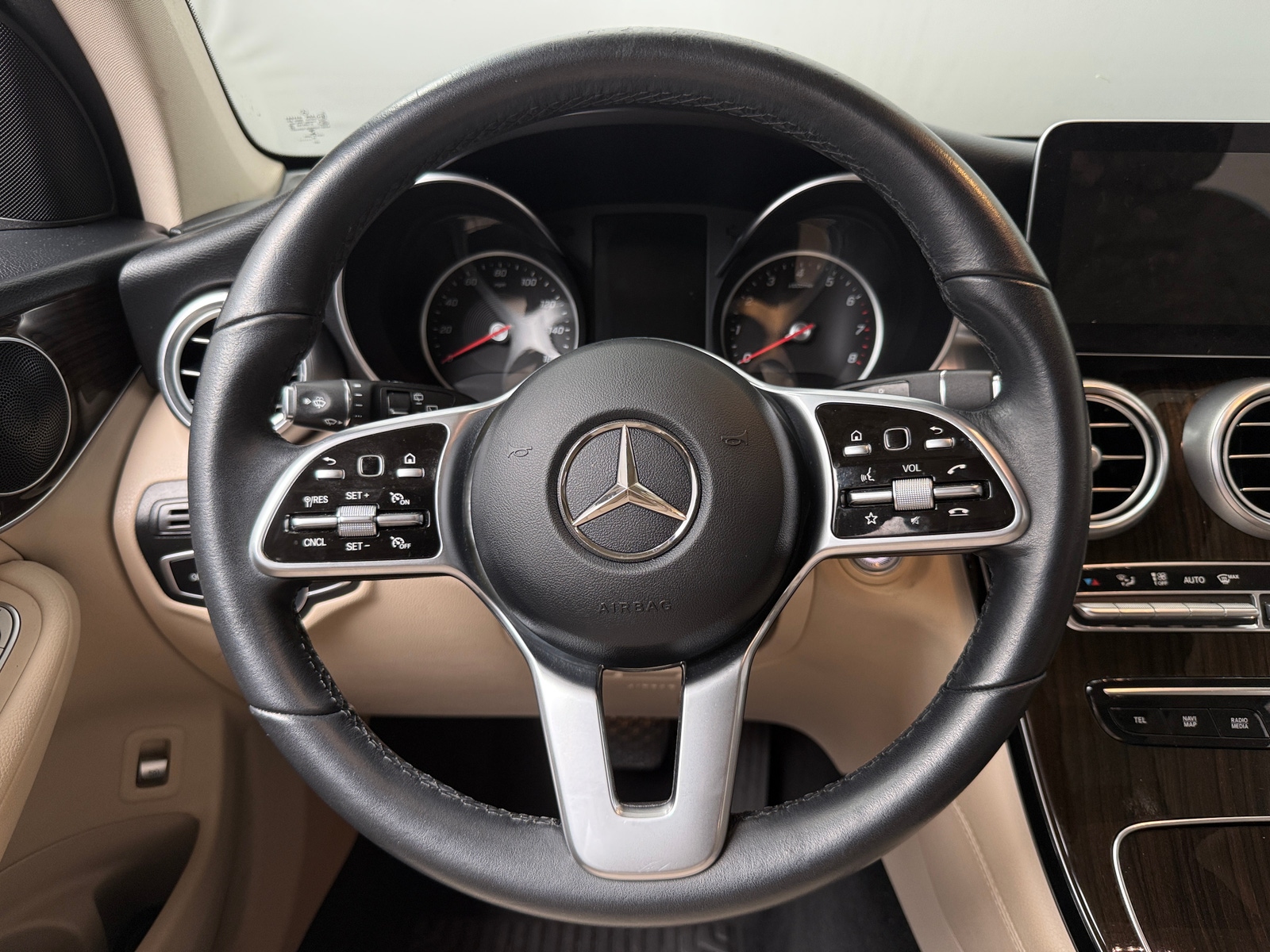 Thumbnail: 2020 Mercedes-Benz GLC - 4