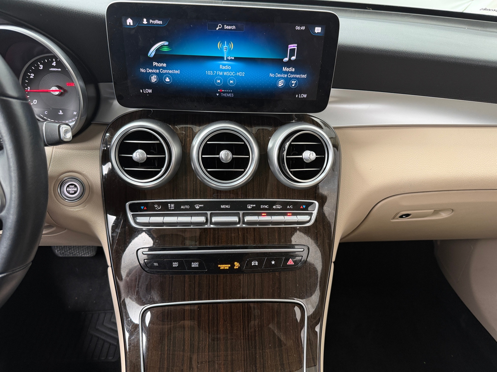 Thumbnail: 2020 Mercedes-Benz GLC - 3