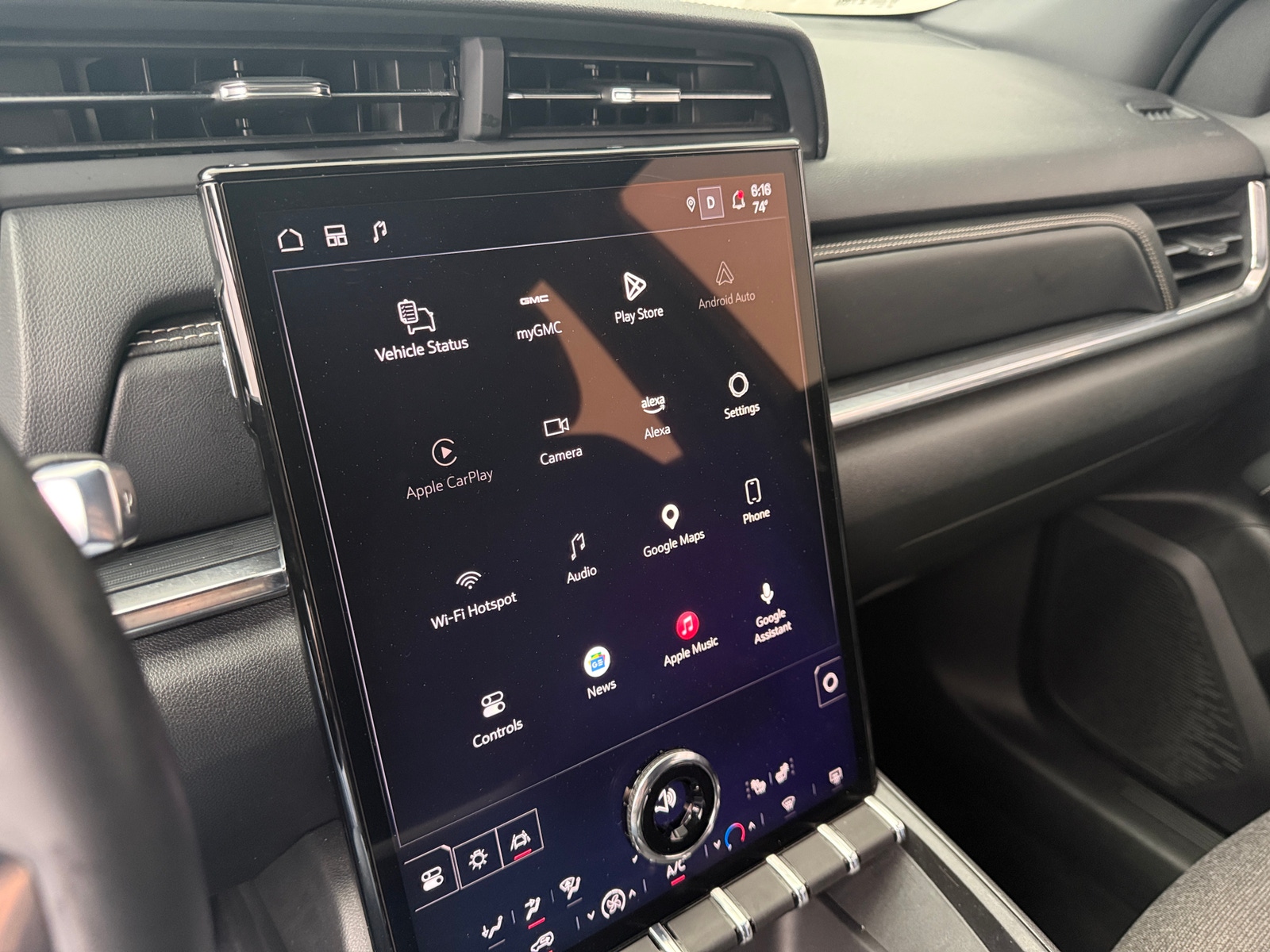 Thumbnail: 2025 GMC Terrain - 4