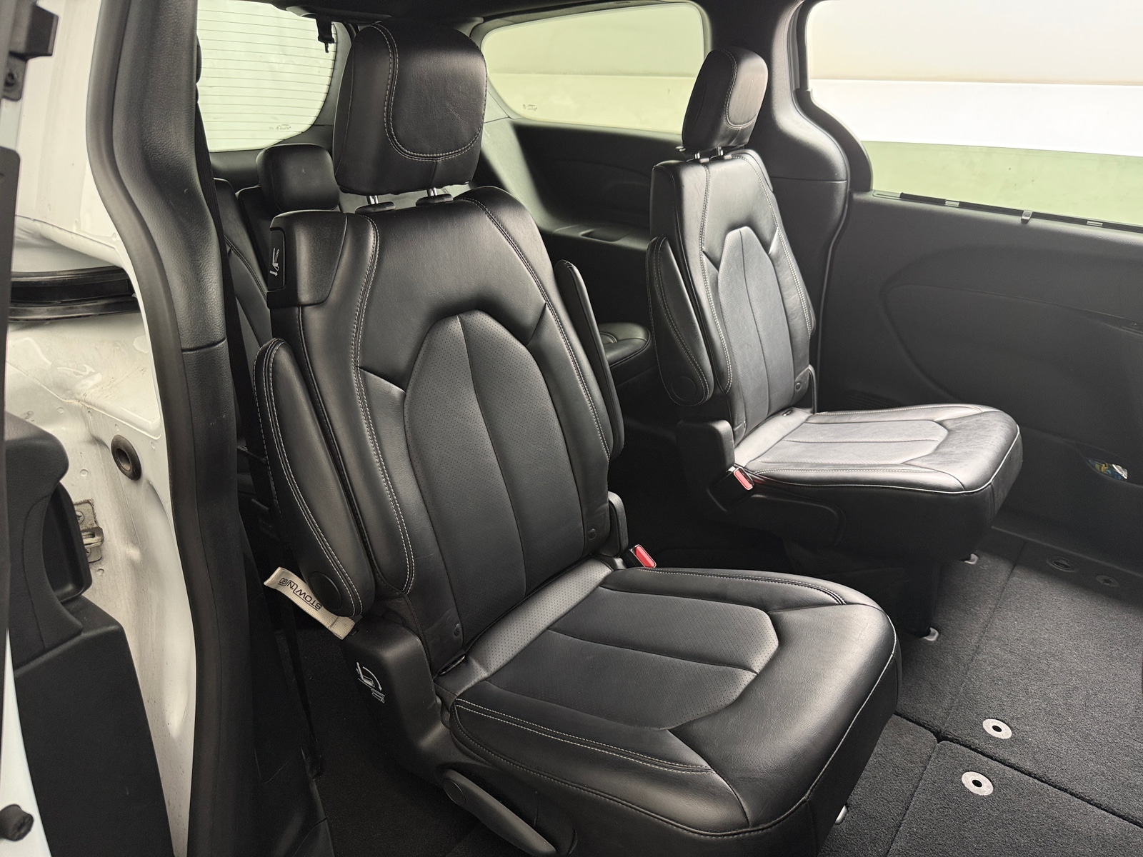 Thumbnail: 2025 Chrysler Pacifica - 5