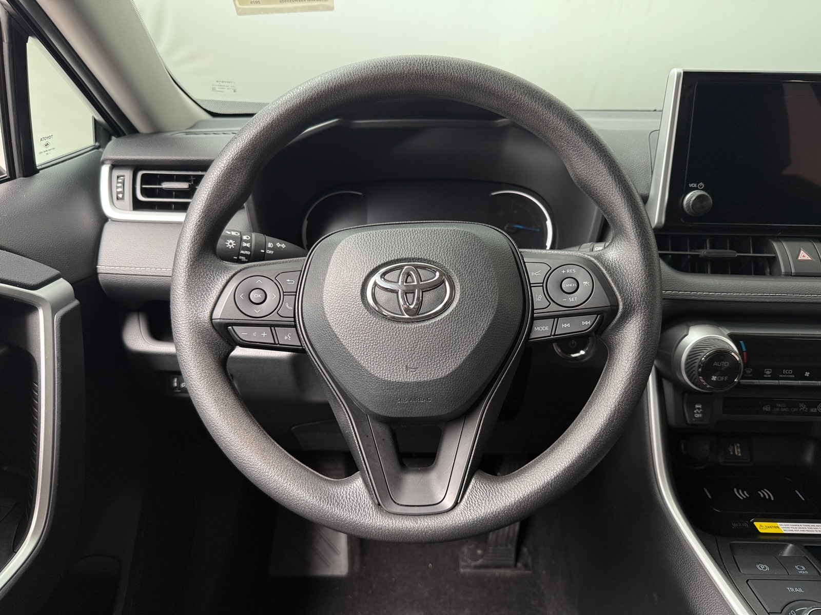 Thumbnail: 2025 Toyota RAV4 - 5
