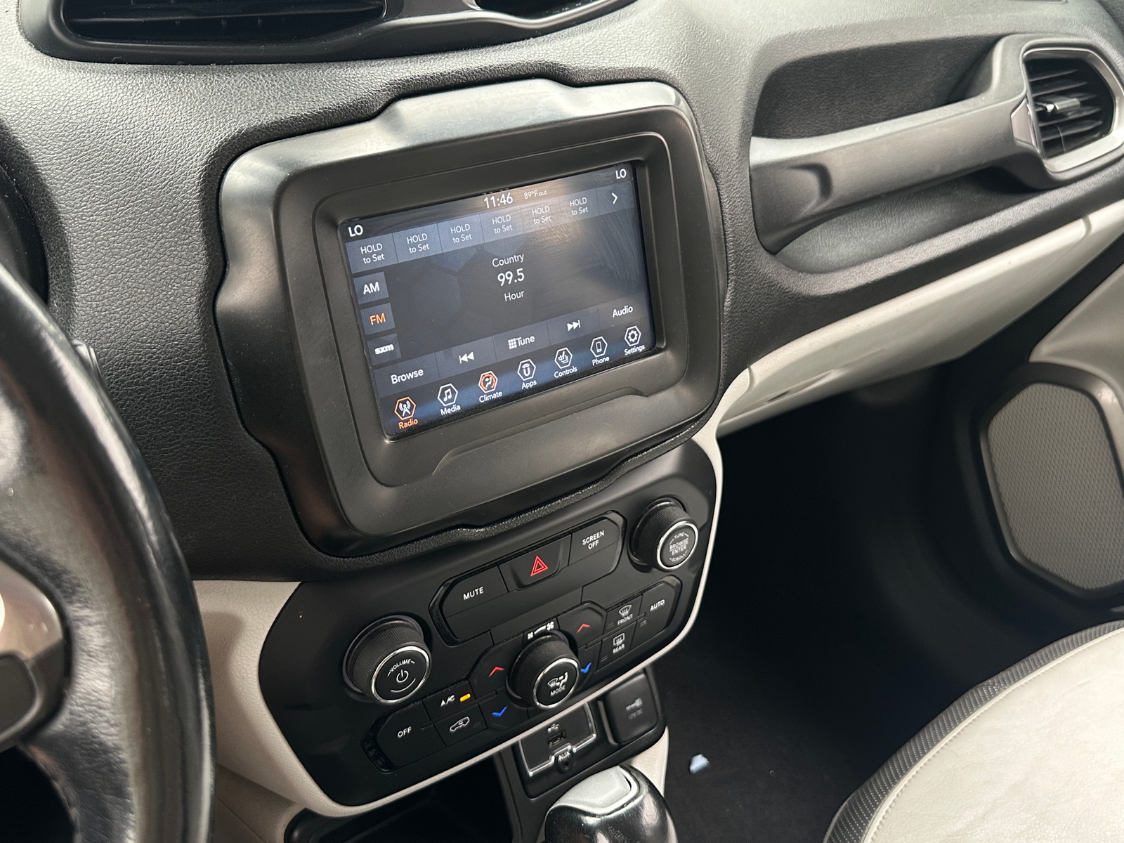 Thumbnail: 2018 Jeep Renegade - 3