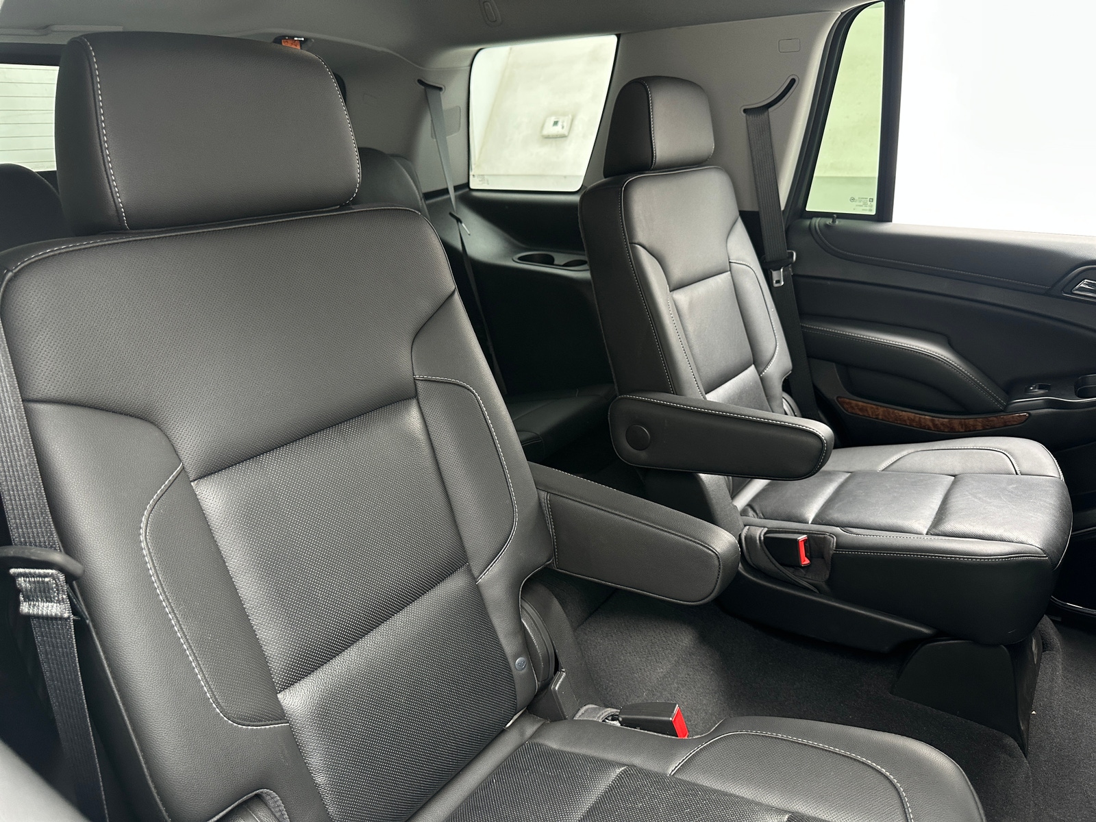 Thumbnail: 2019 Chevrolet Tahoe - 5