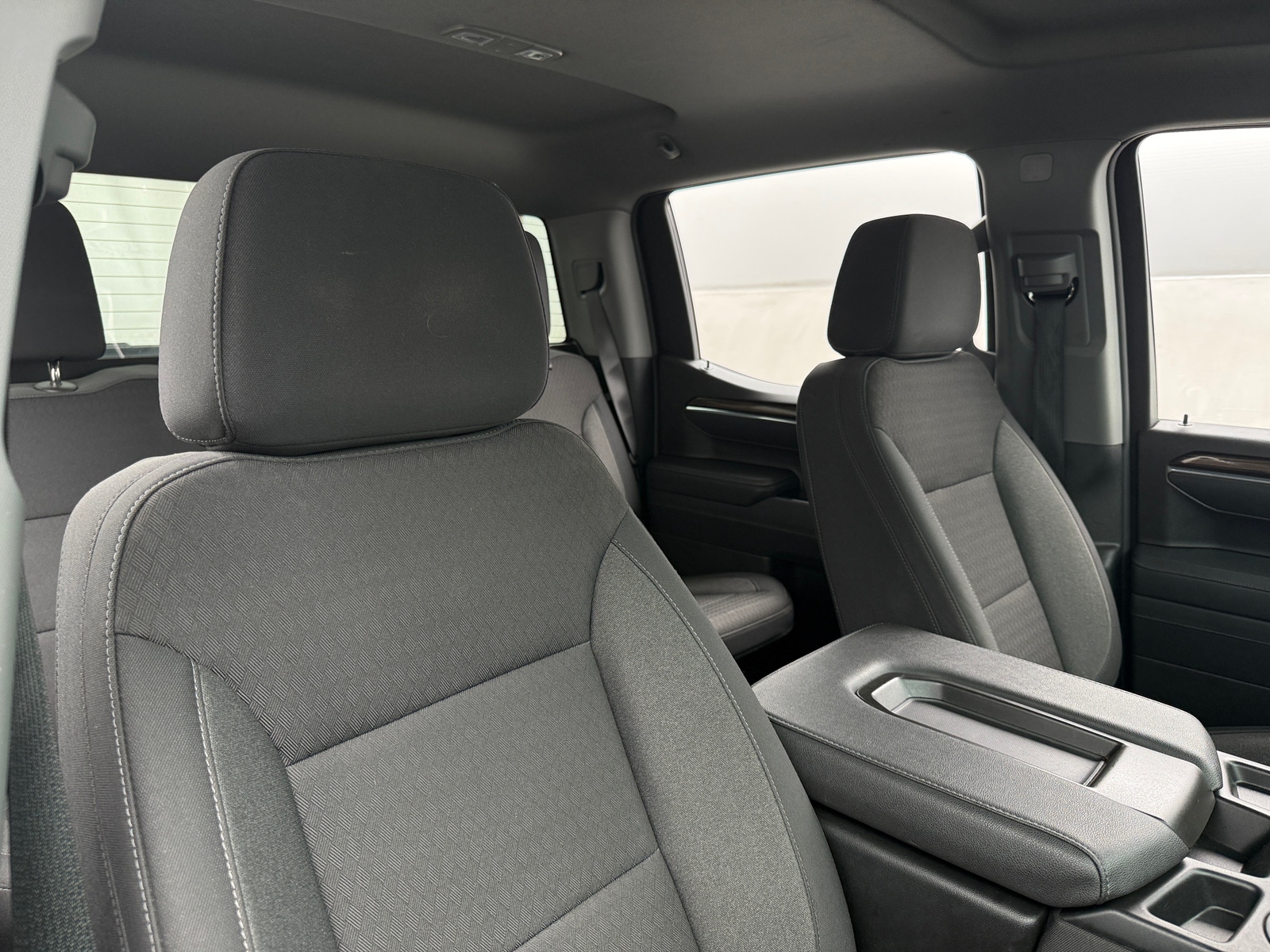 Thumbnail: 2025 Chevrolet Silverado 1500 - 2