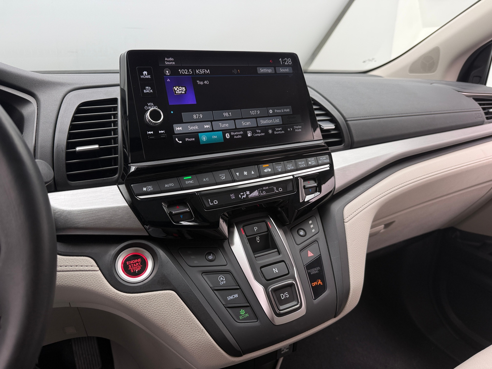 Thumbnail: 2025 Honda Odyssey - 3