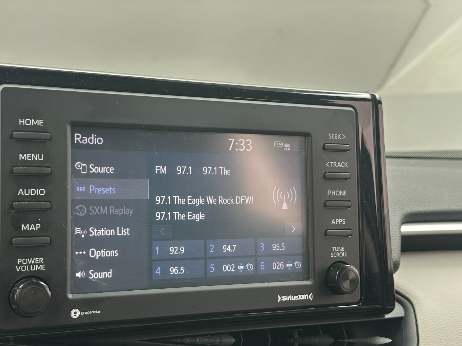 Thumbnail: 2021 Toyota RAV4 - 4