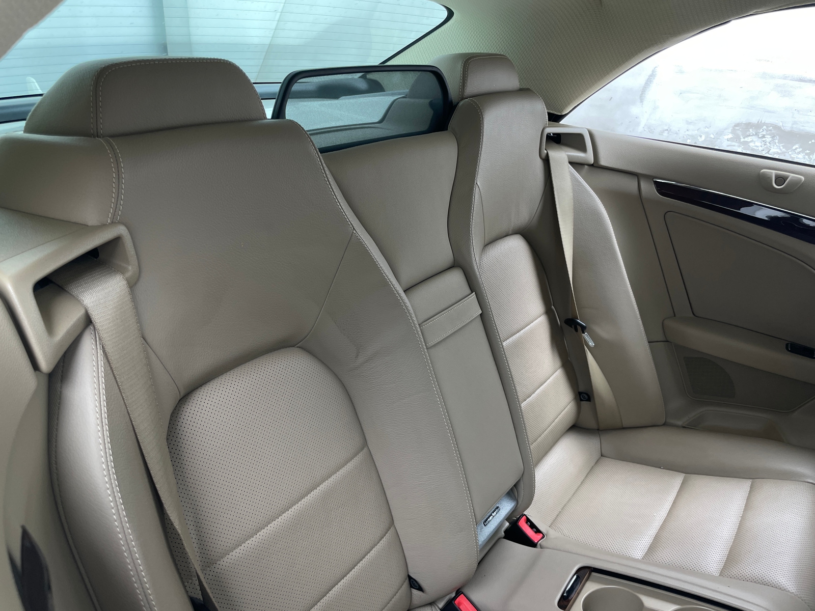Thumbnail: 2011 Mercedes-Benz E-Class - 4
