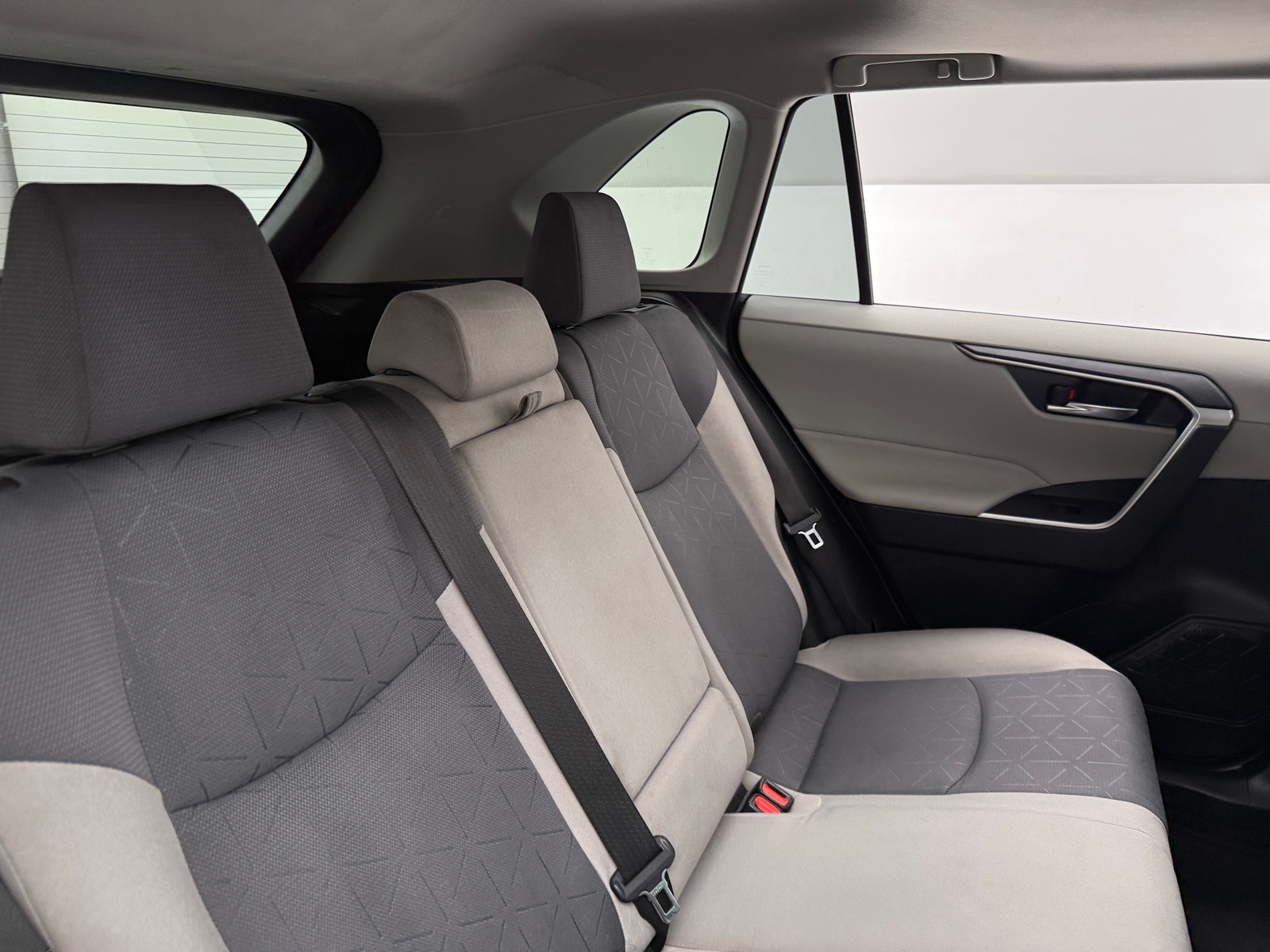 Thumbnail: 2019 Toyota RAV4 - 6