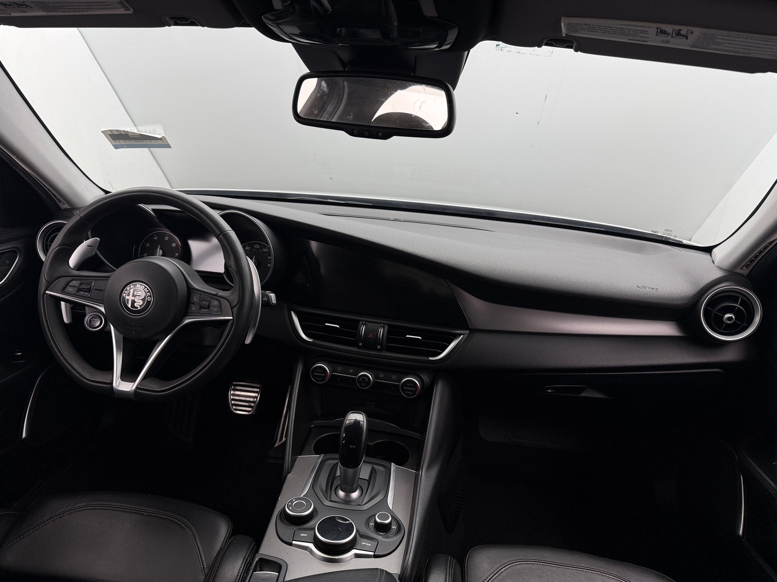 Thumbnail: 2019 Alfa Romeo Giulia - 2