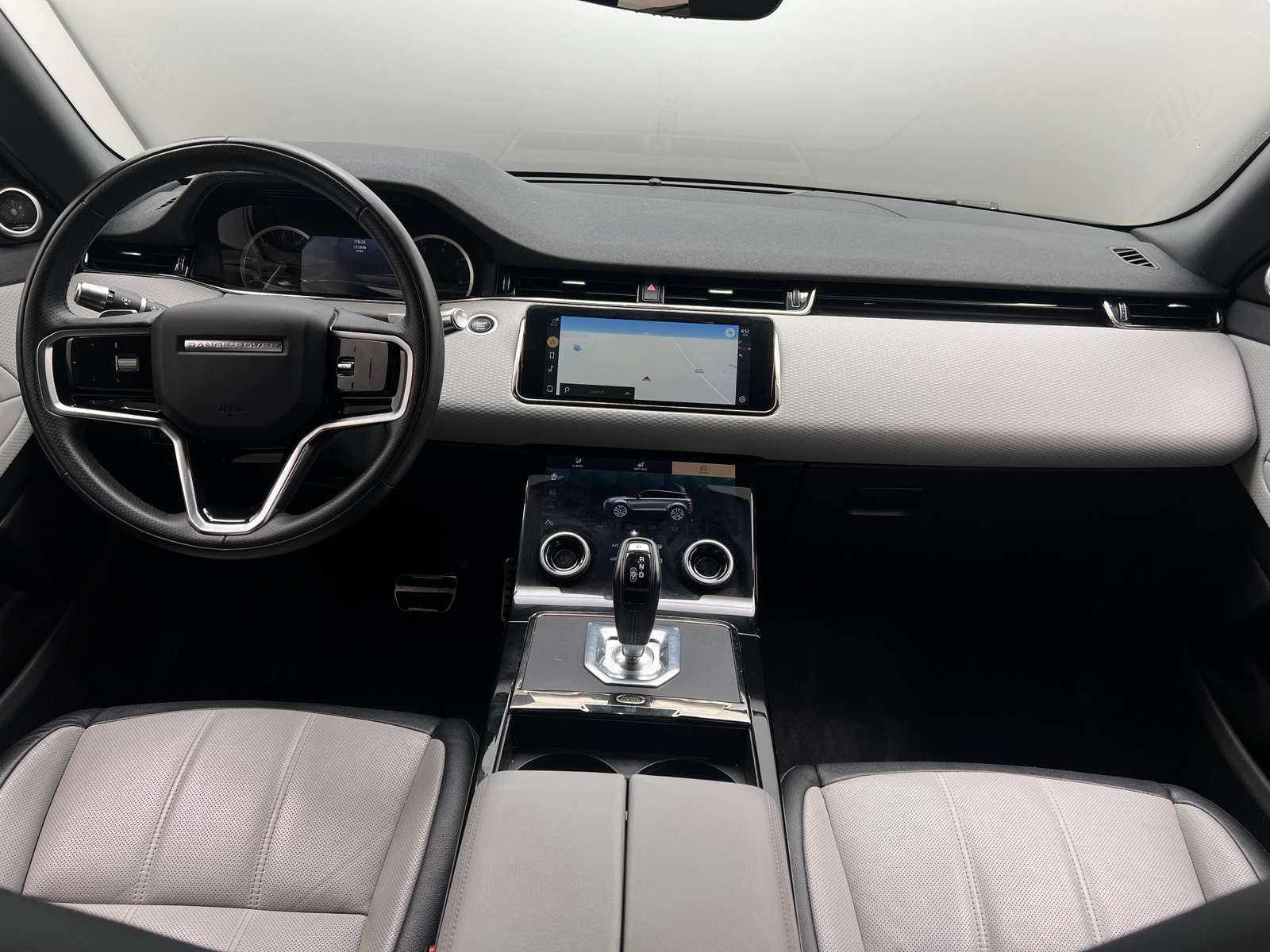 Thumbnail: 2022 Land Rover Range Rover Evoque - 2