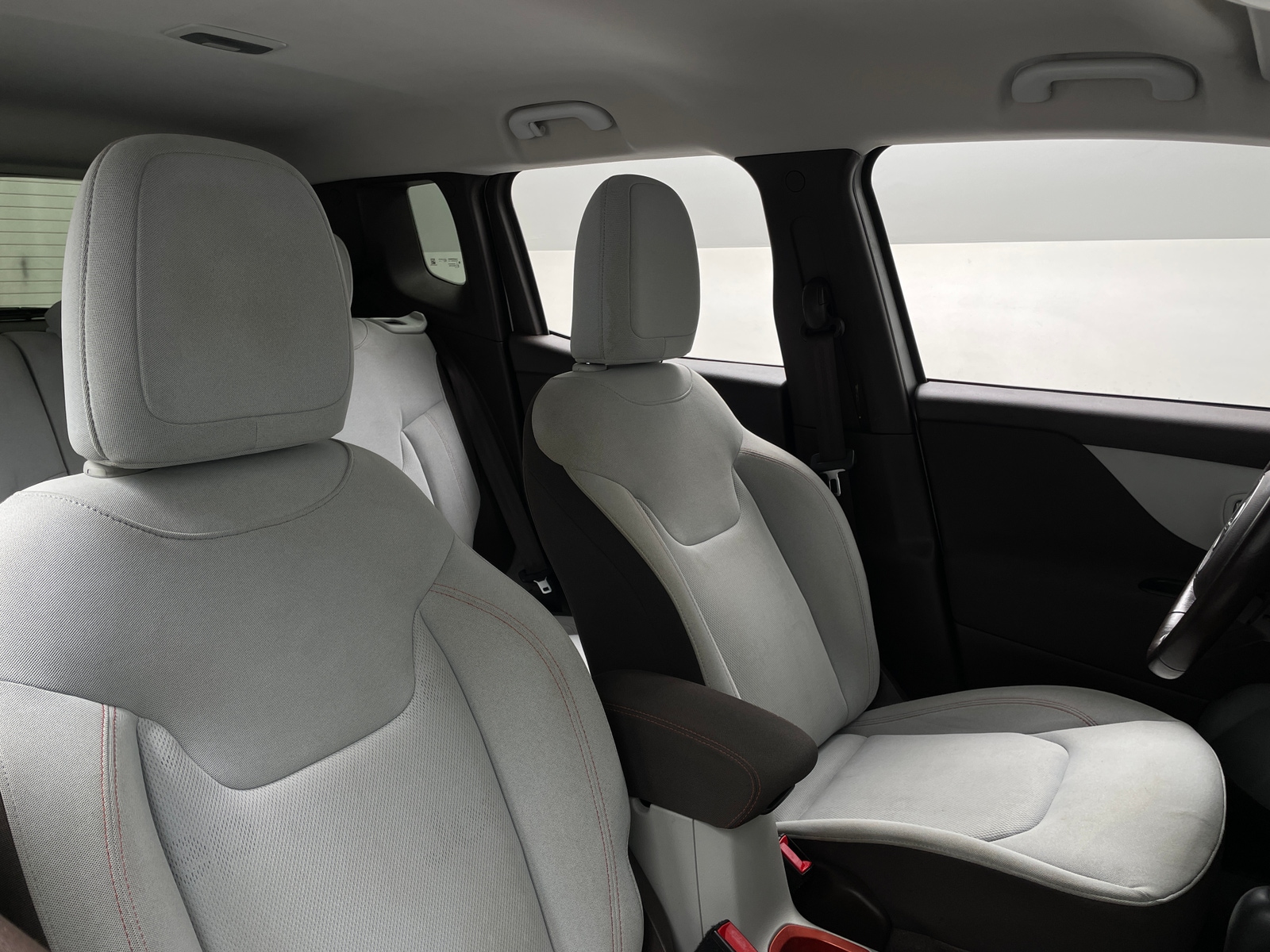 Thumbnail: 2016 Jeep Renegade - 2