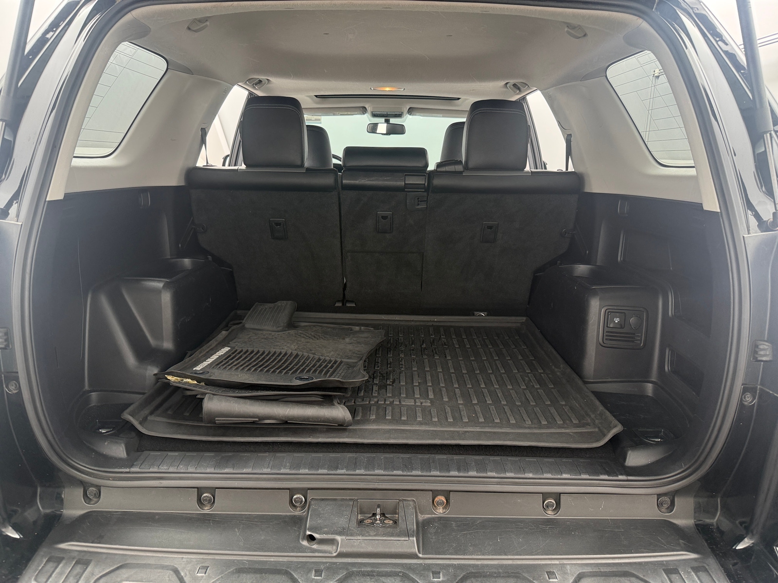 Thumbnail: 2018 Toyota 4Runner - 6