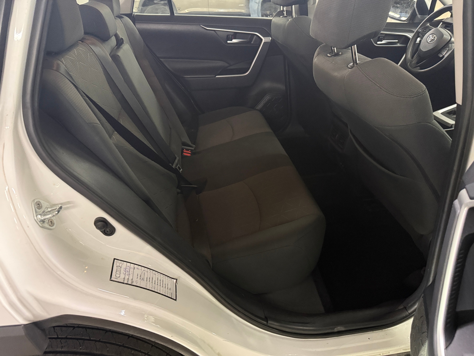 Thumbnail: 2019 Toyota RAV4 - 6