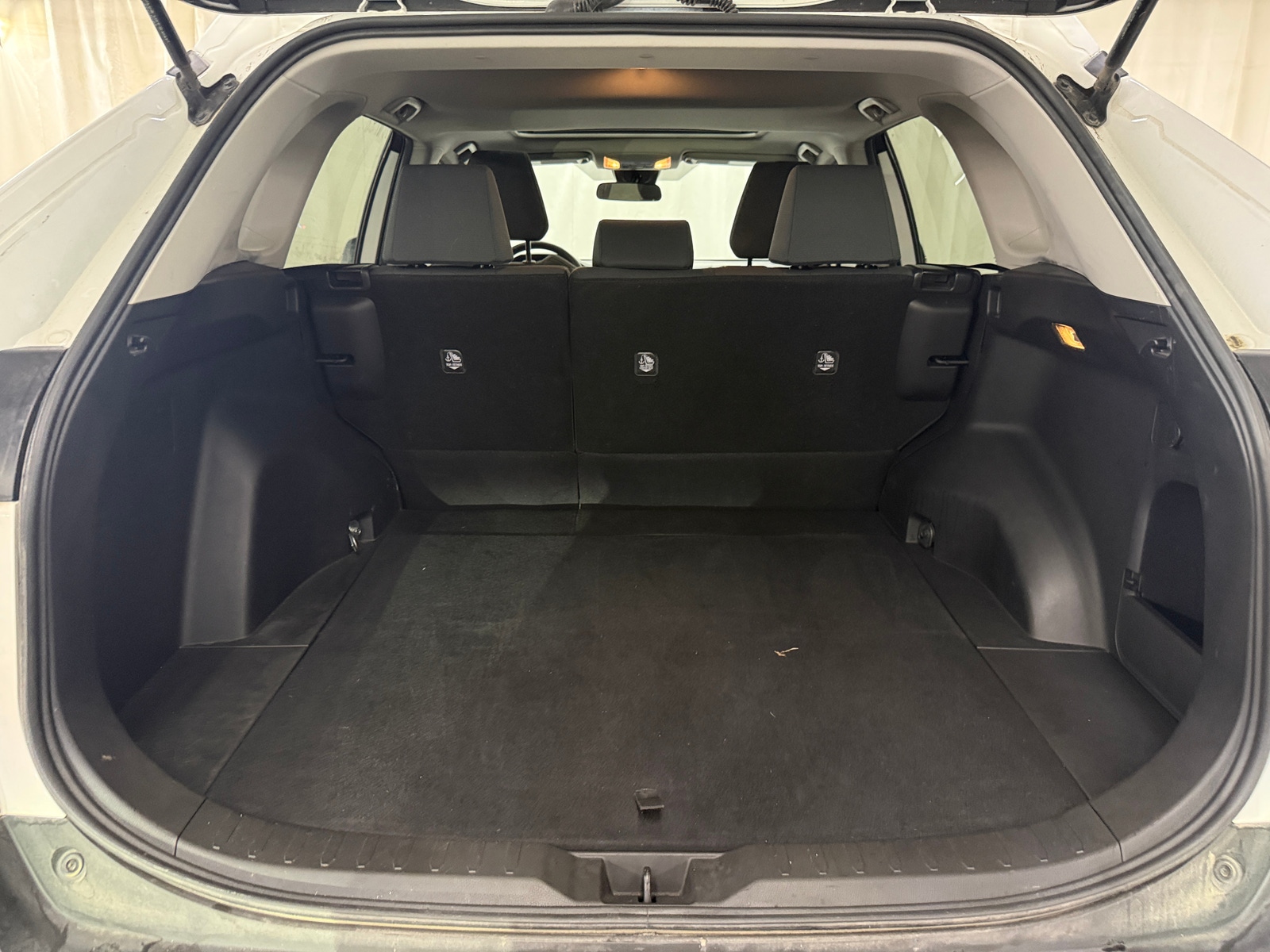 Thumbnail: 2019 Toyota RAV4 - 7