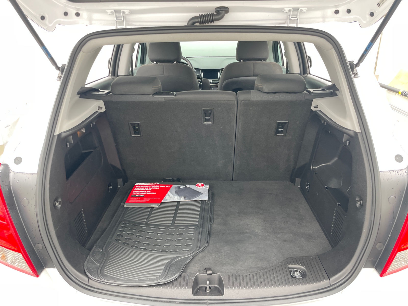 Thumbnail: 2019 Chevrolet Trax - 7