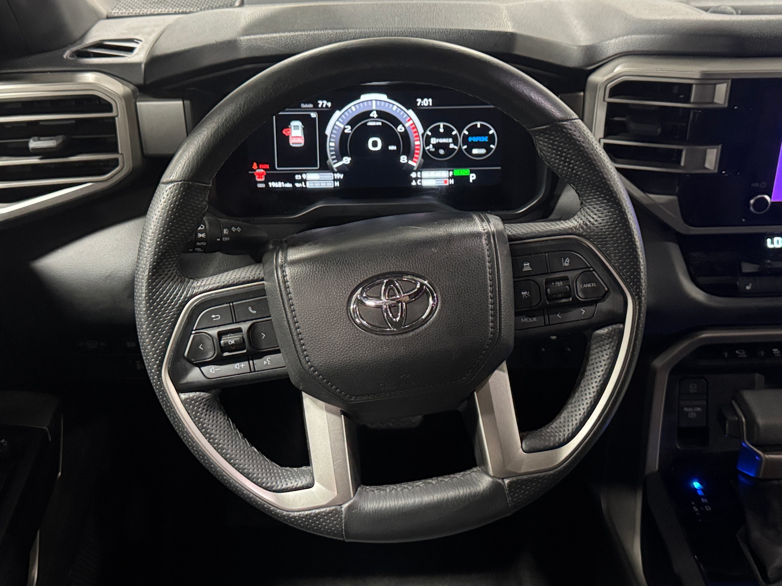 Thumbnail: 2025 Toyota Sequoia - 5