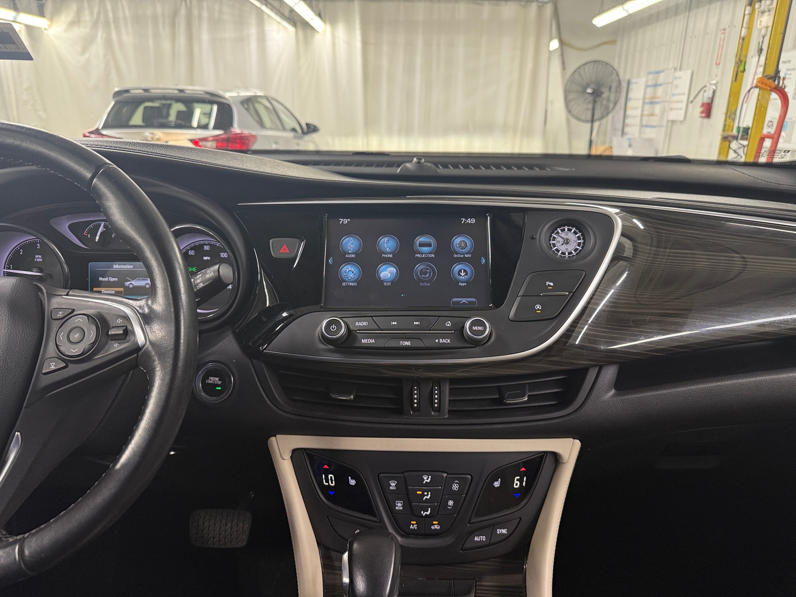 Thumbnail: 2020 Buick Envision - 3
