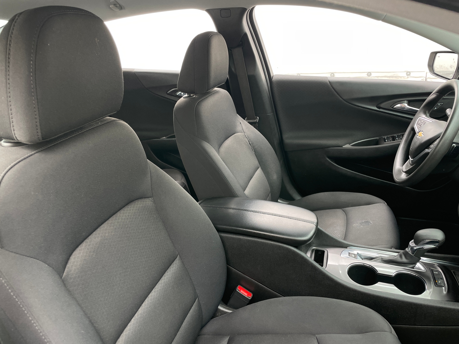 Thumbnail: 2022 Chevrolet Malibu - 2
