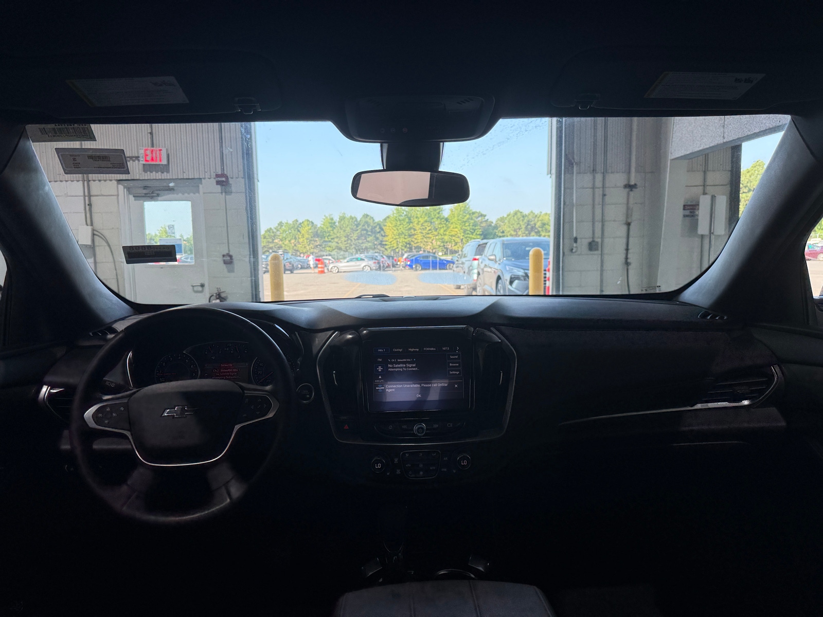 Thumbnail: 2023 Chevrolet Traverse - 3
