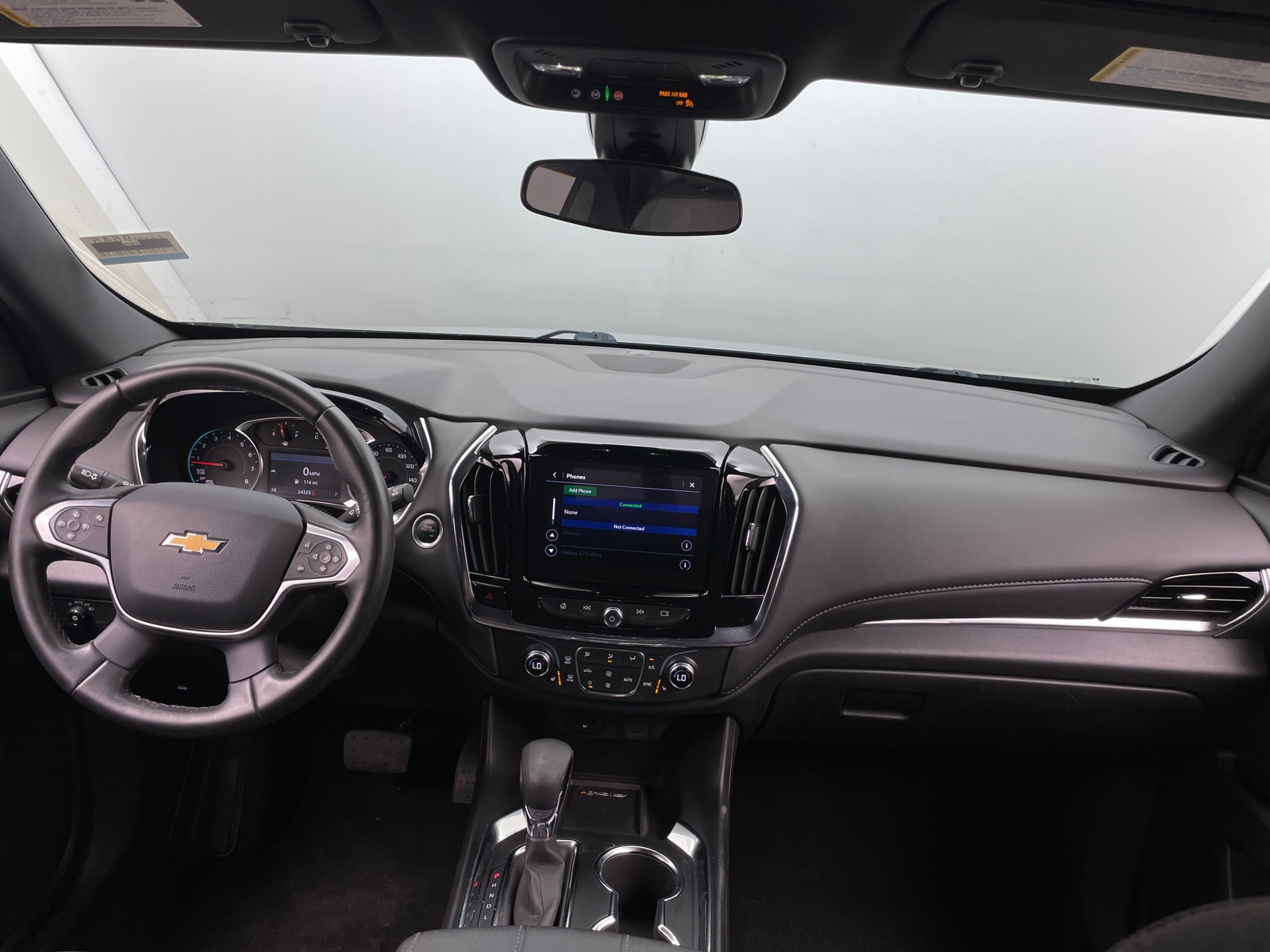 Thumbnail: 2023 Chevrolet Traverse - 3