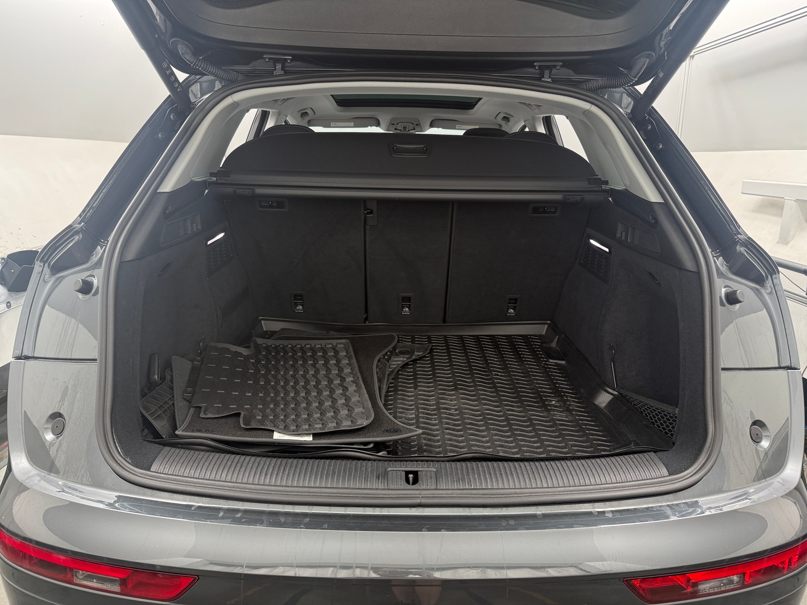 Thumbnail: 2024 Audi Q5 - 6