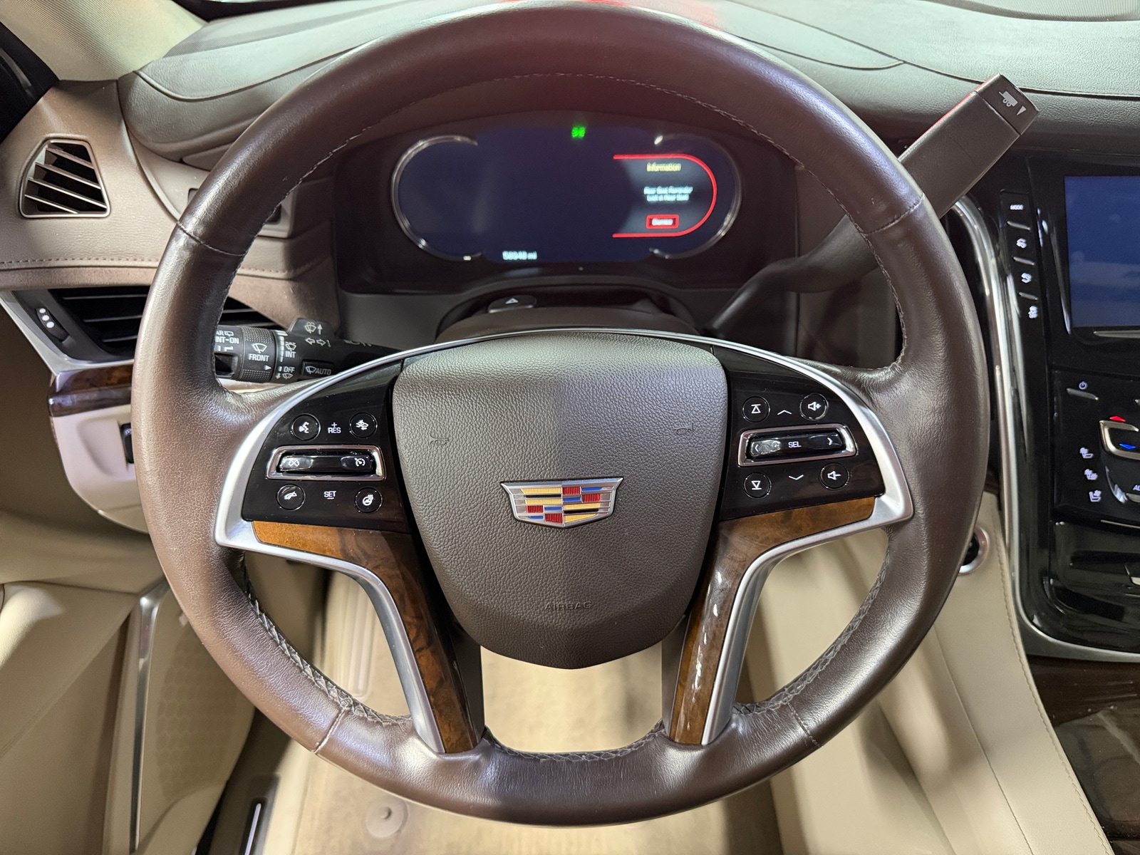 Thumbnail: 2017 Cadillac Escalade - 4