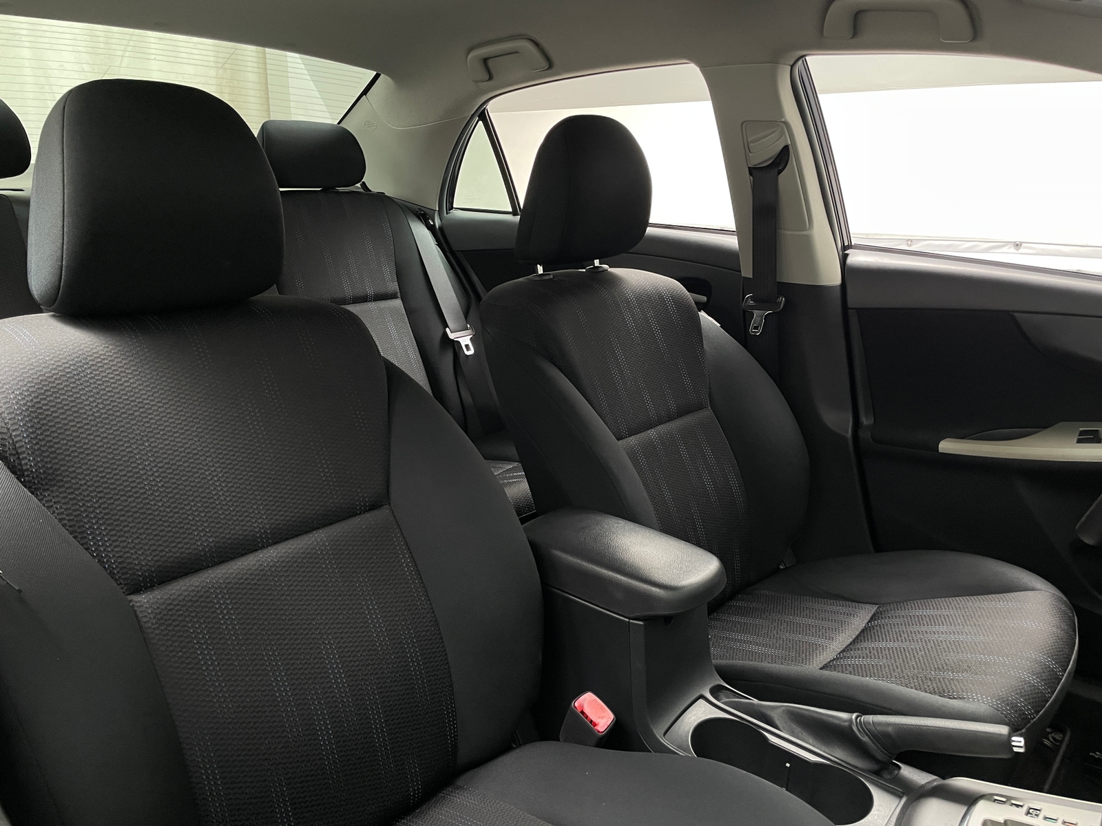 Thumbnail: 2011 Toyota Corolla - 2