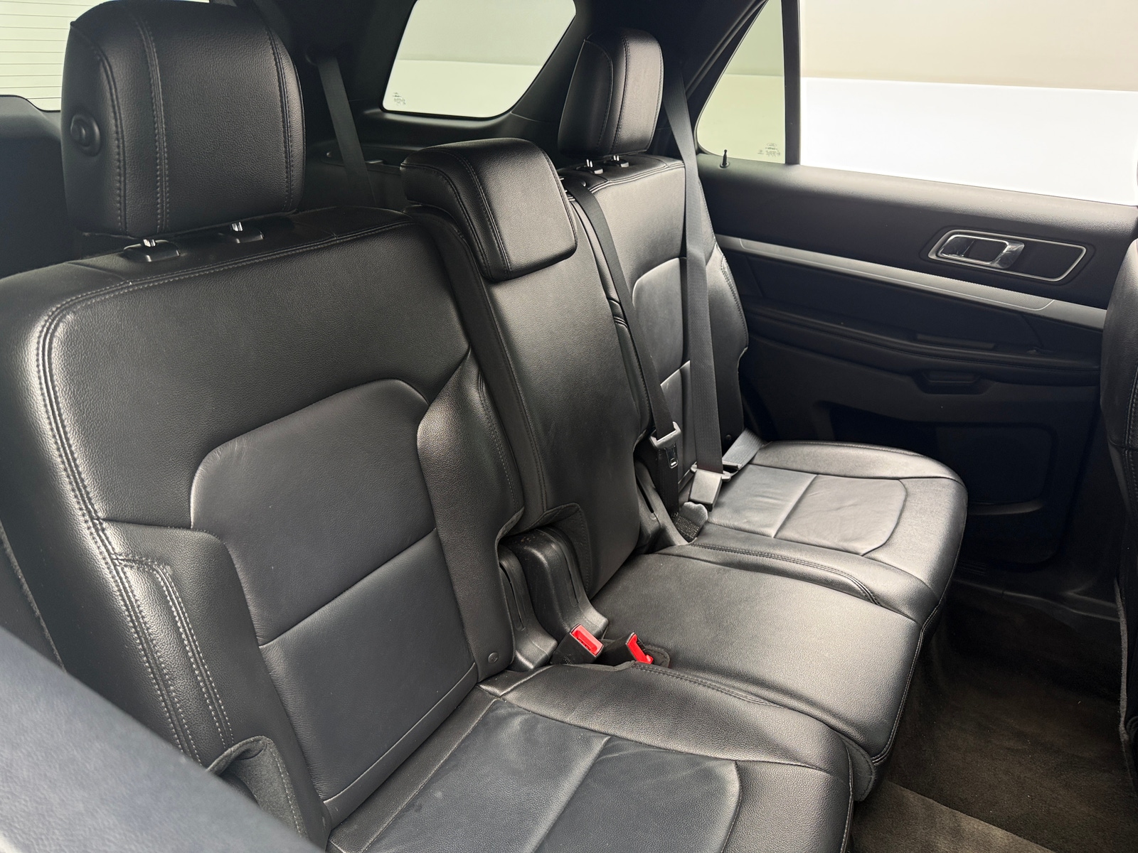 Thumbnail: 2016 Ford Explorer - 5