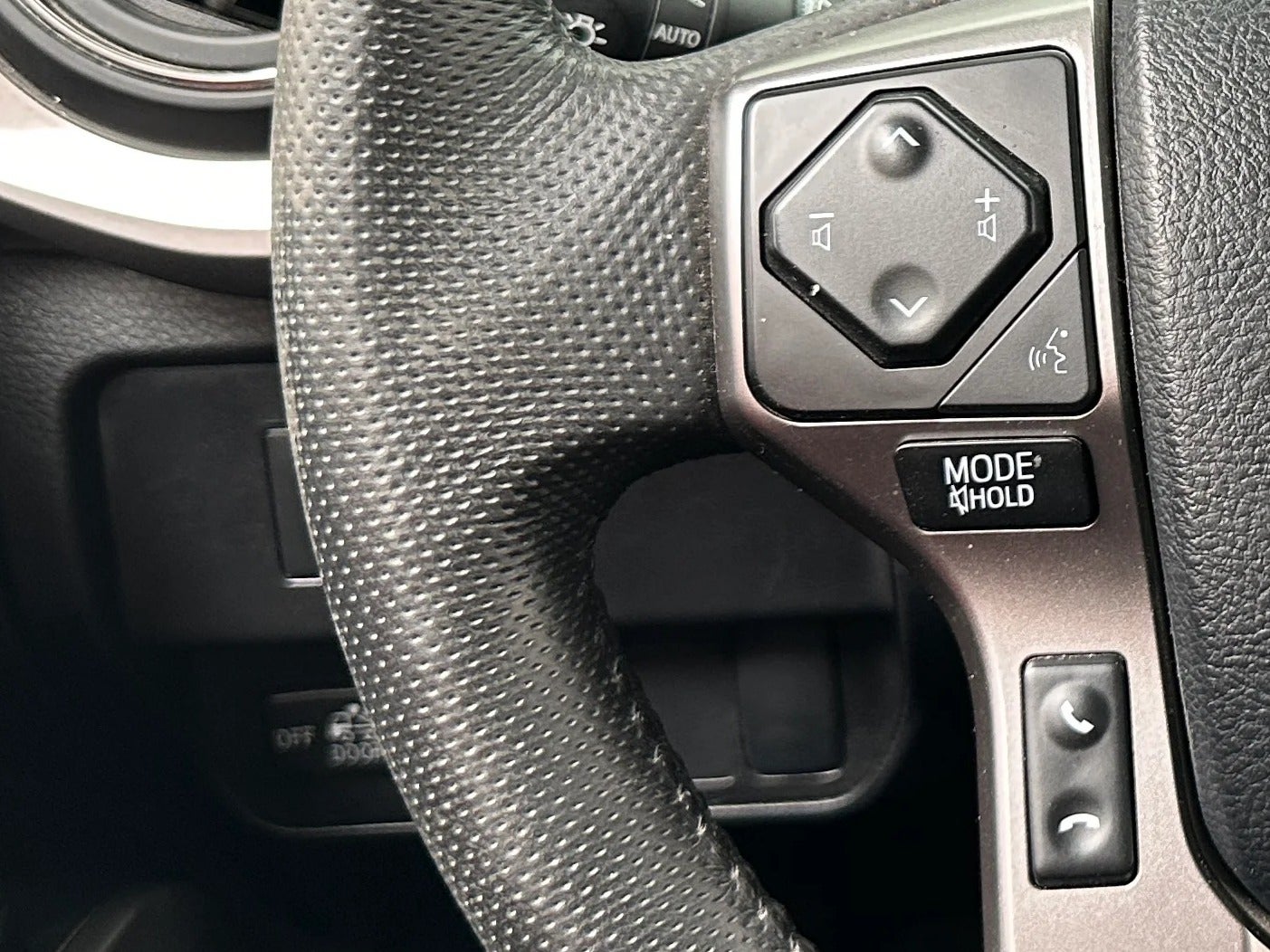 2023 Toyota Tacoma SR5 - Photo 17