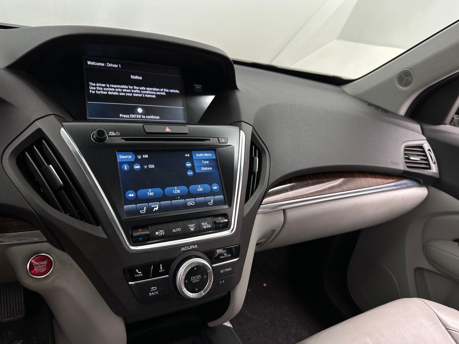 Thumbnail: 2018 Acura MDX - 3