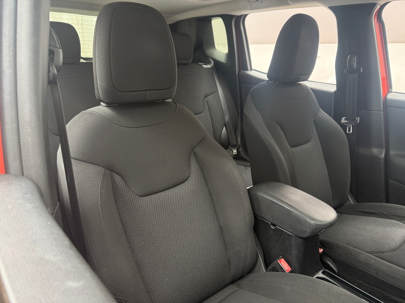 Thumbnail: 2019 Jeep Renegade - 2