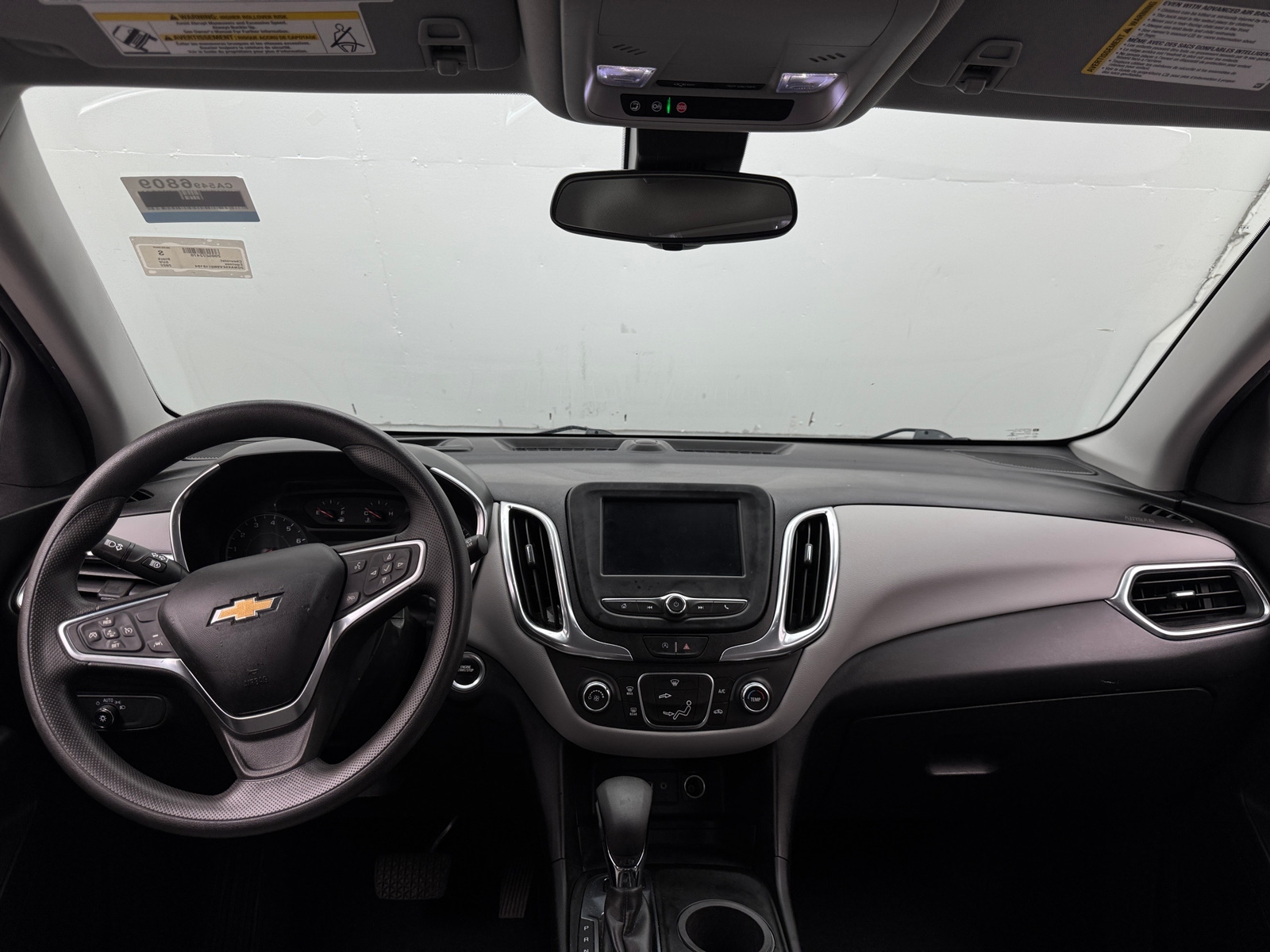 Thumbnail: 2022 Chevrolet Equinox - 3