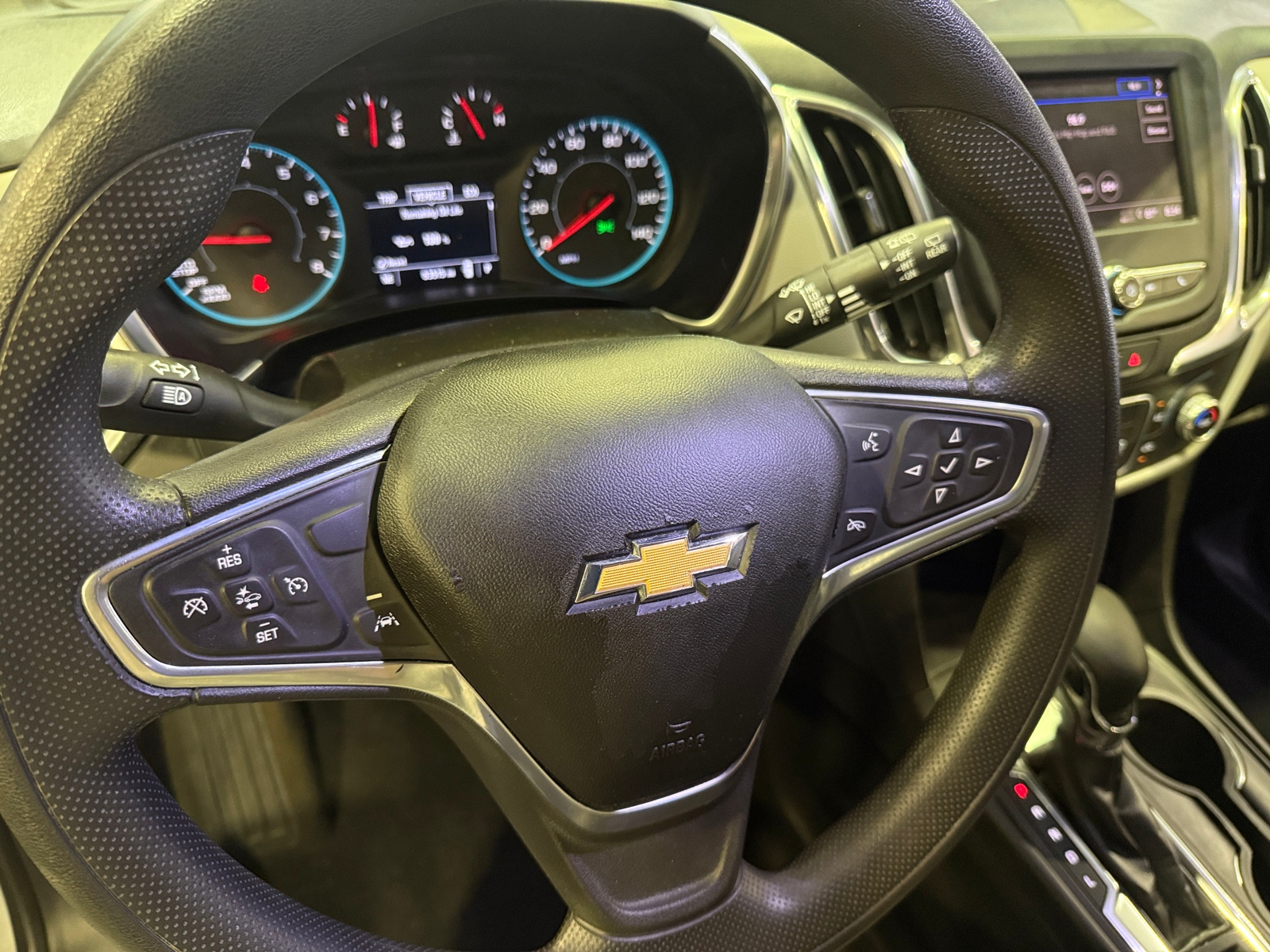 Thumbnail: 2022 Chevrolet Equinox - 5