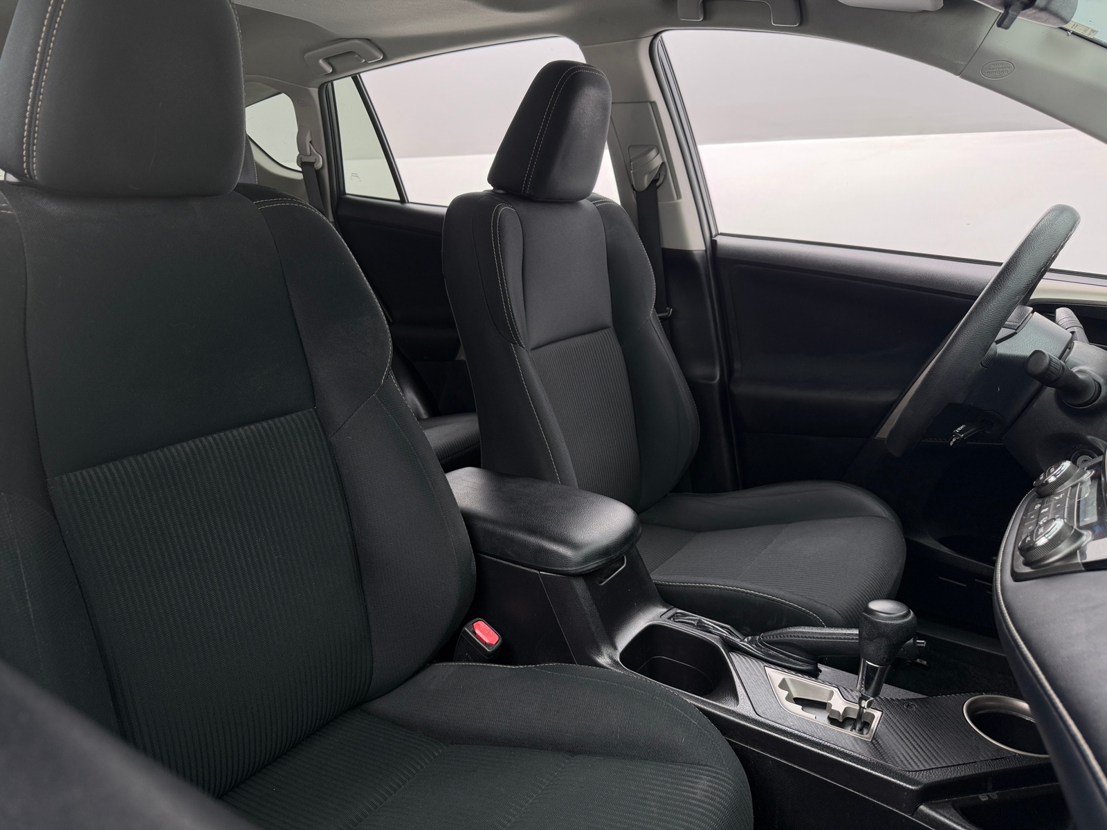 Thumbnail: 2013 Toyota RAV4 - 2