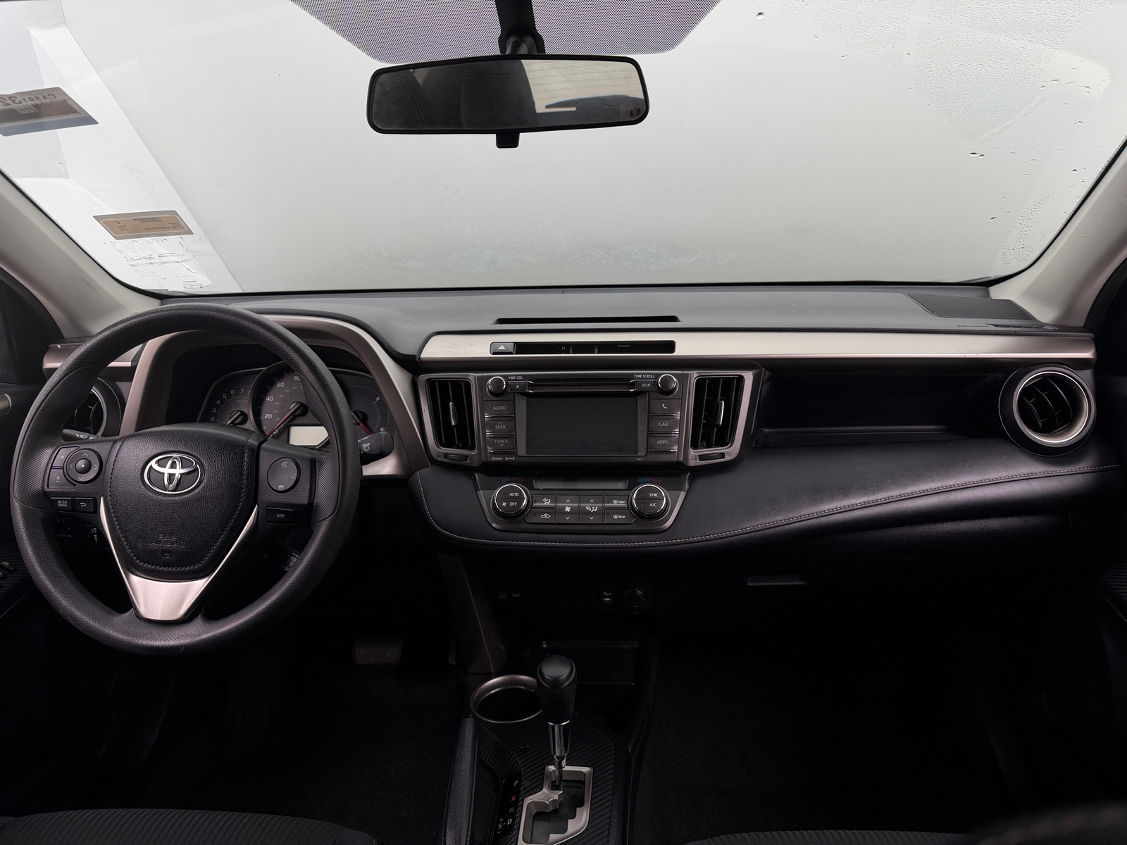 Thumbnail: 2013 Toyota RAV4 - 3