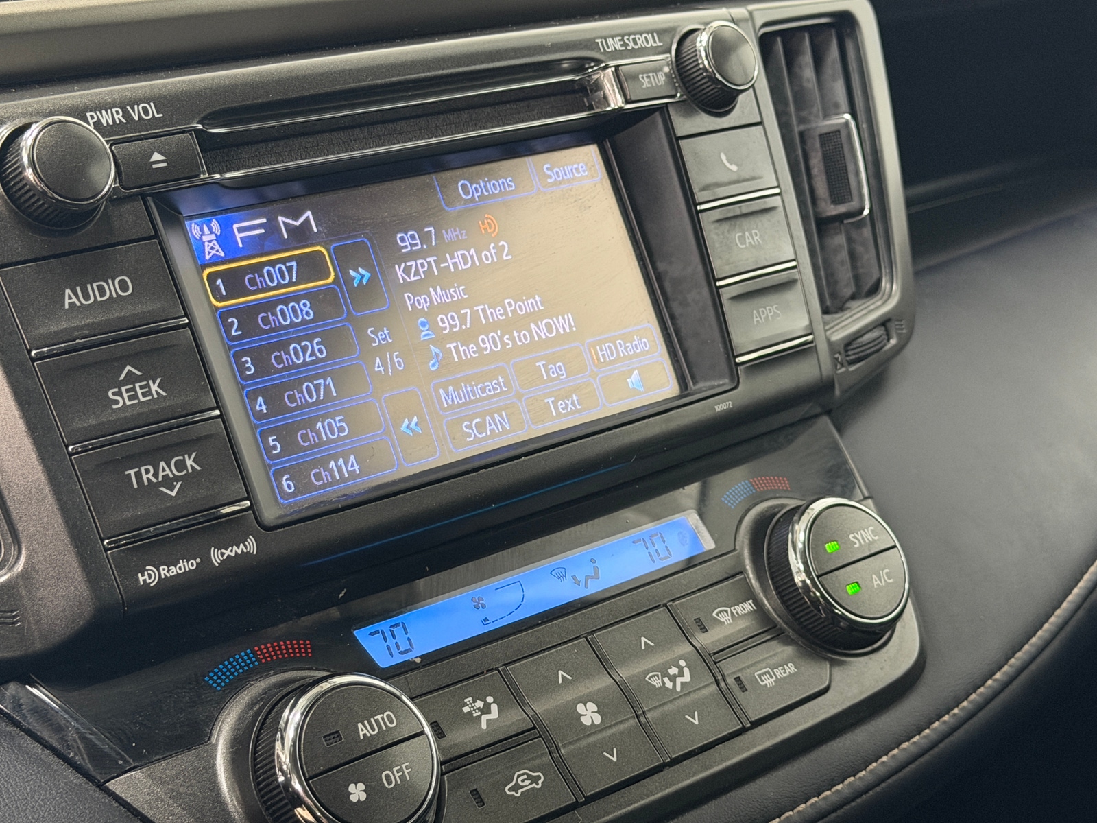Thumbnail: 2013 Toyota RAV4 - 4