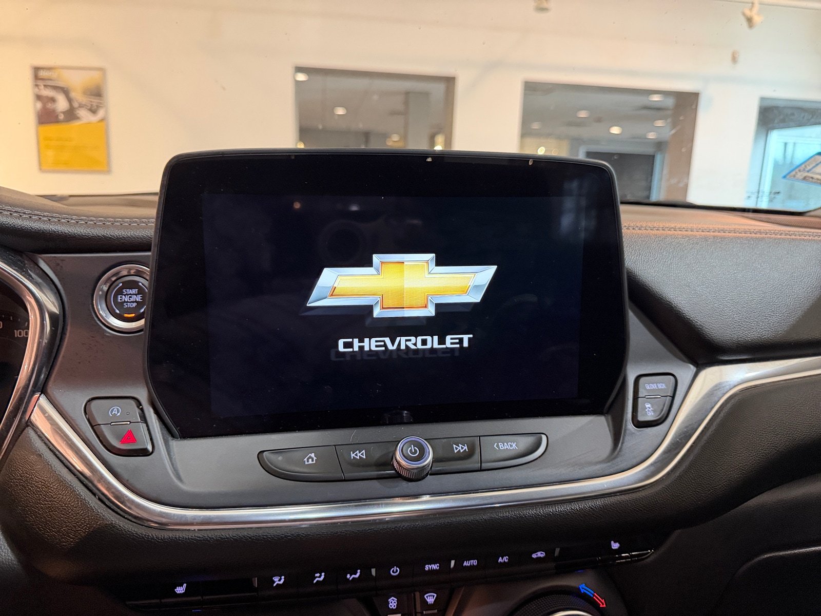 Thumbnail: 2025 Chevrolet Blazer - 4