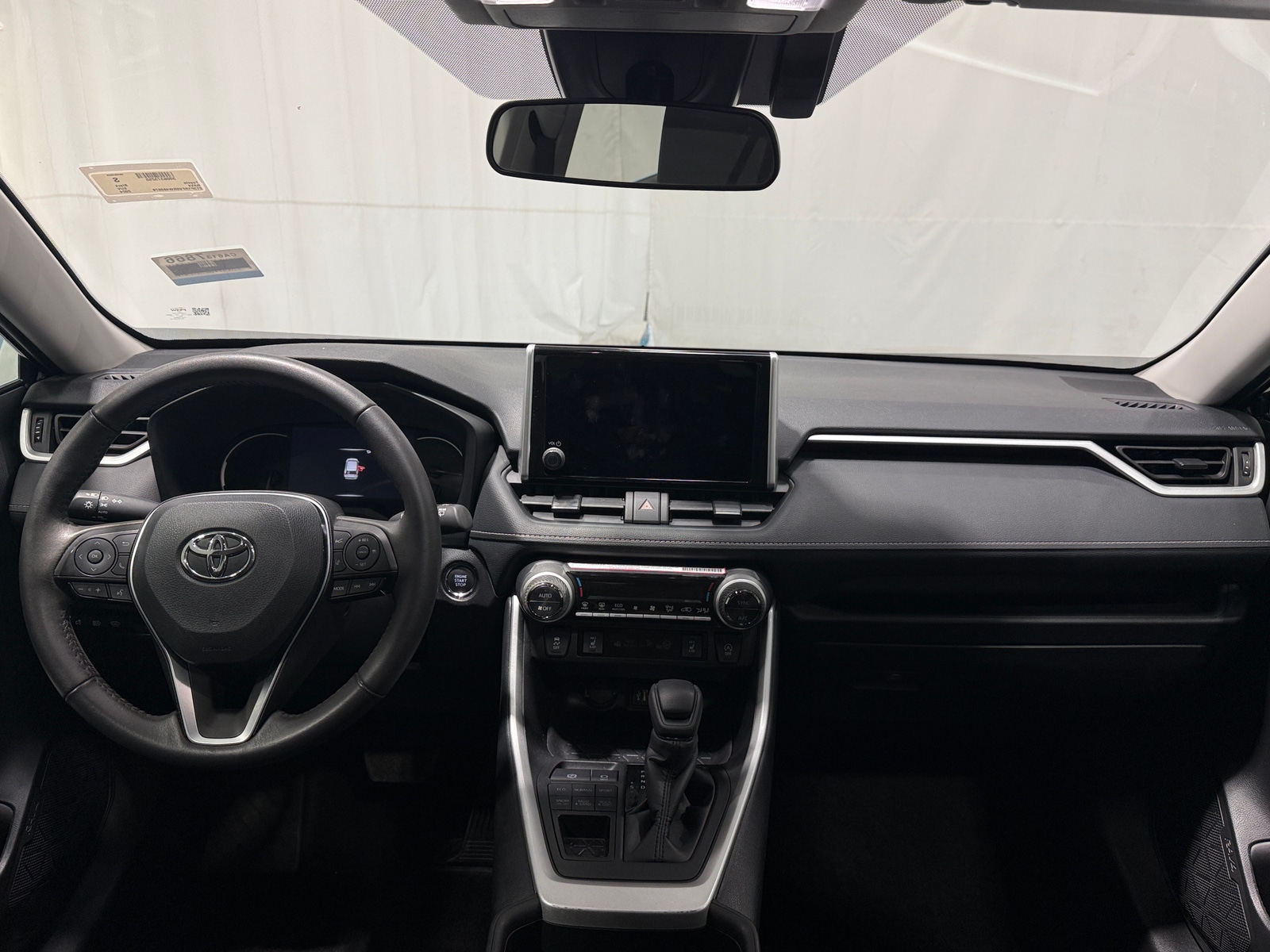 Thumbnail: 2024 Toyota RAV4 - 3