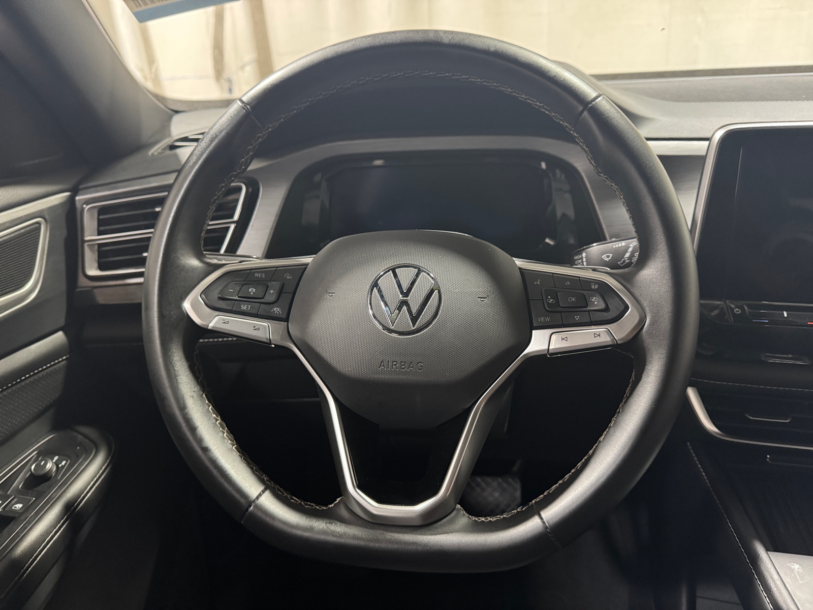 Thumbnail: 2026 Volkswagen Atlas - 4