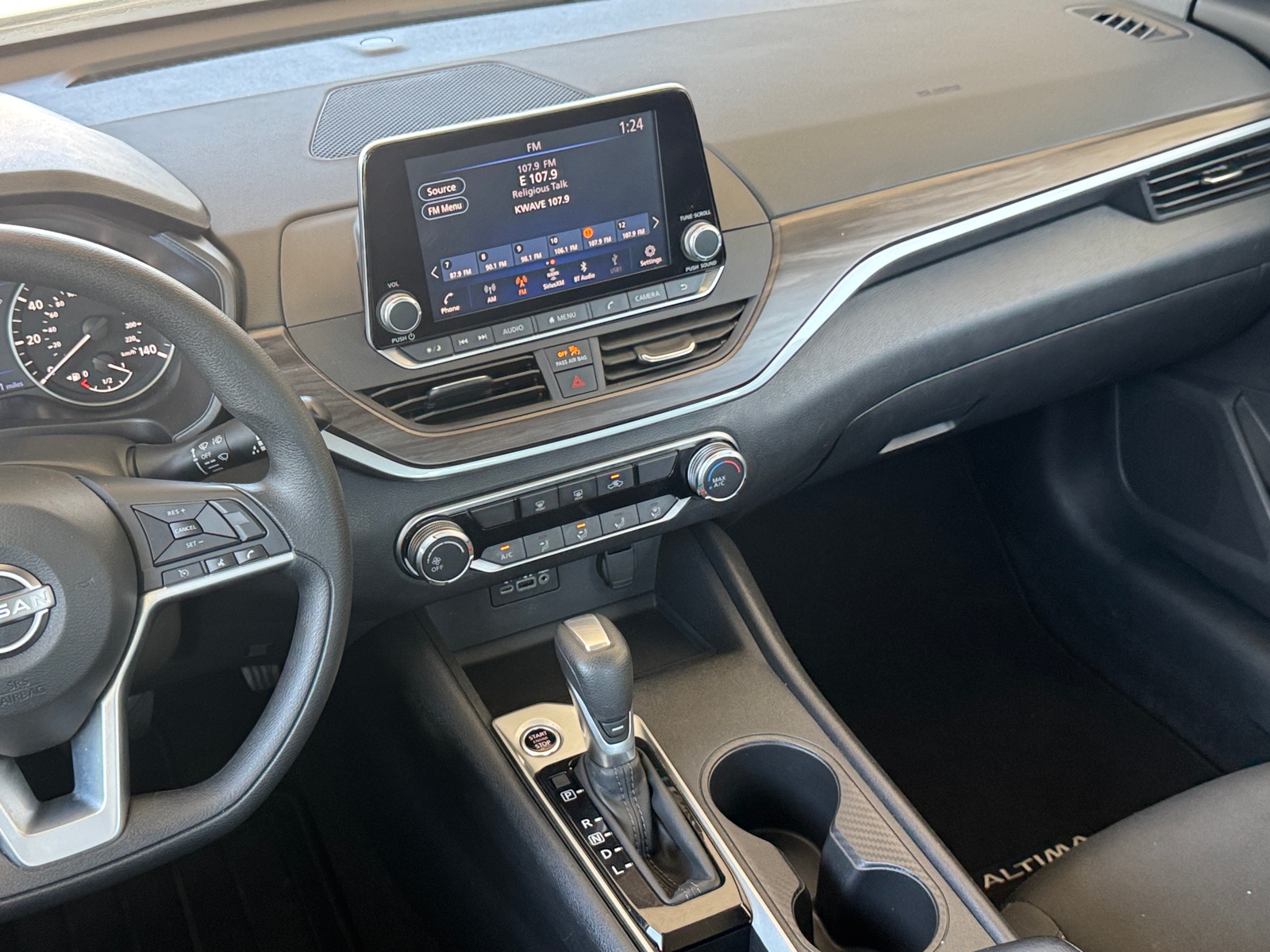 Thumbnail: 2025 Nissan Altima - 4
