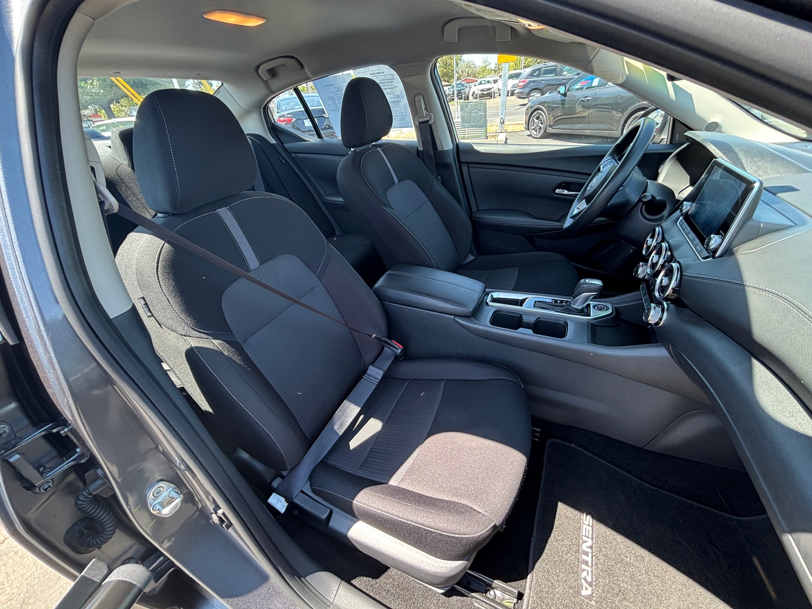Thumbnail: 2025 Nissan Sentra - 2