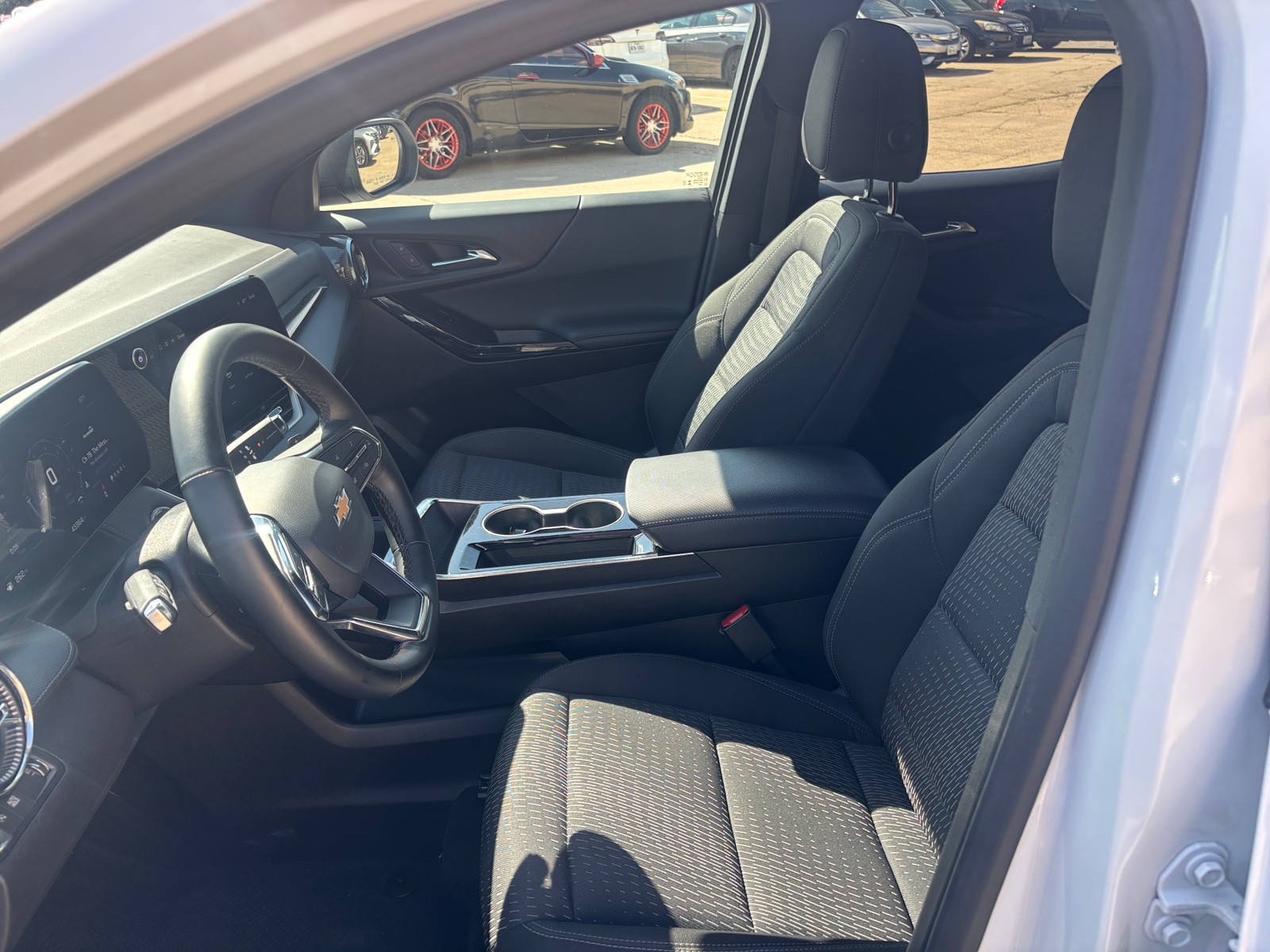 Thumbnail: 2025 Chevrolet Equinox - 2