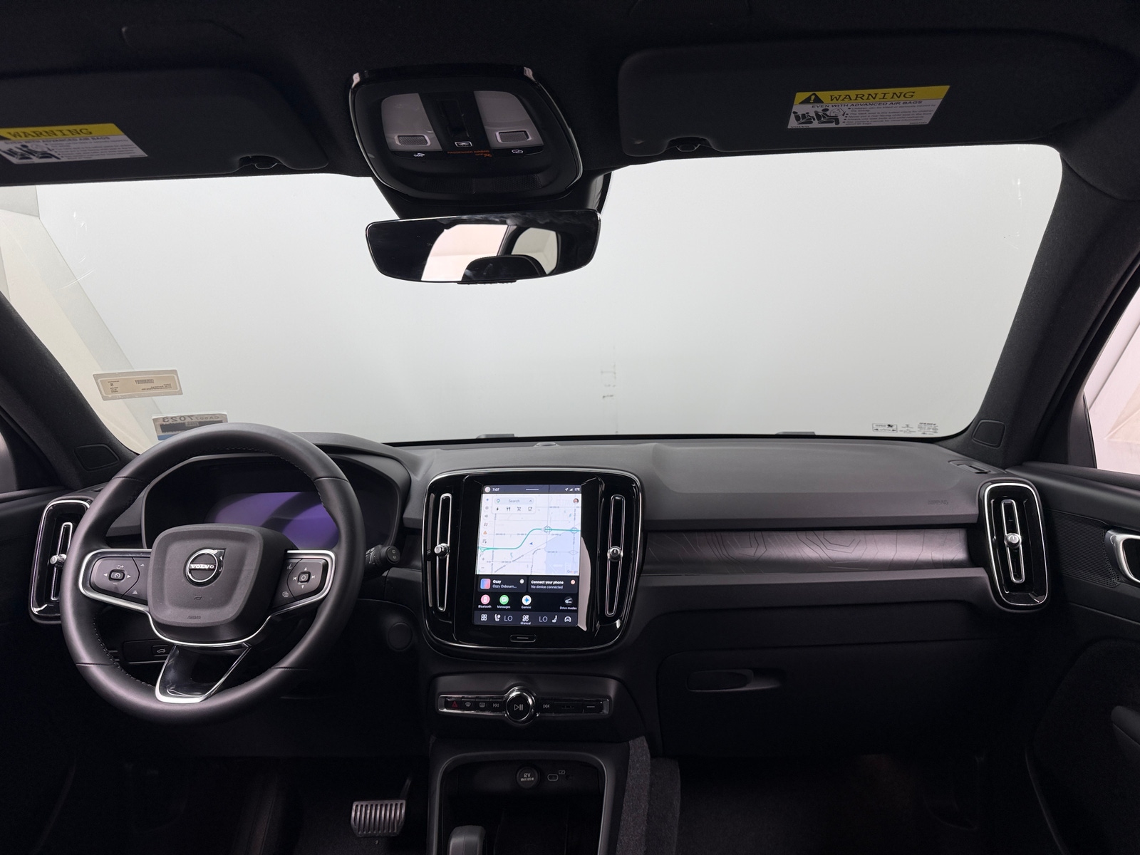 Thumbnail: 2023 Volvo XC40 - 2