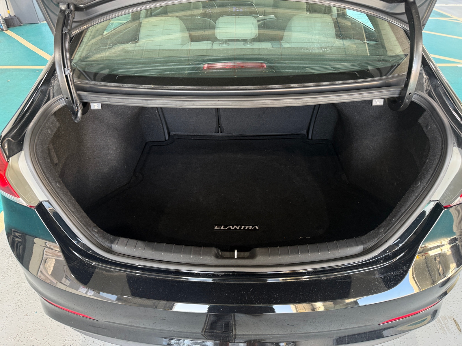 Thumbnail: 2018 Hyundai Elantra - 7
